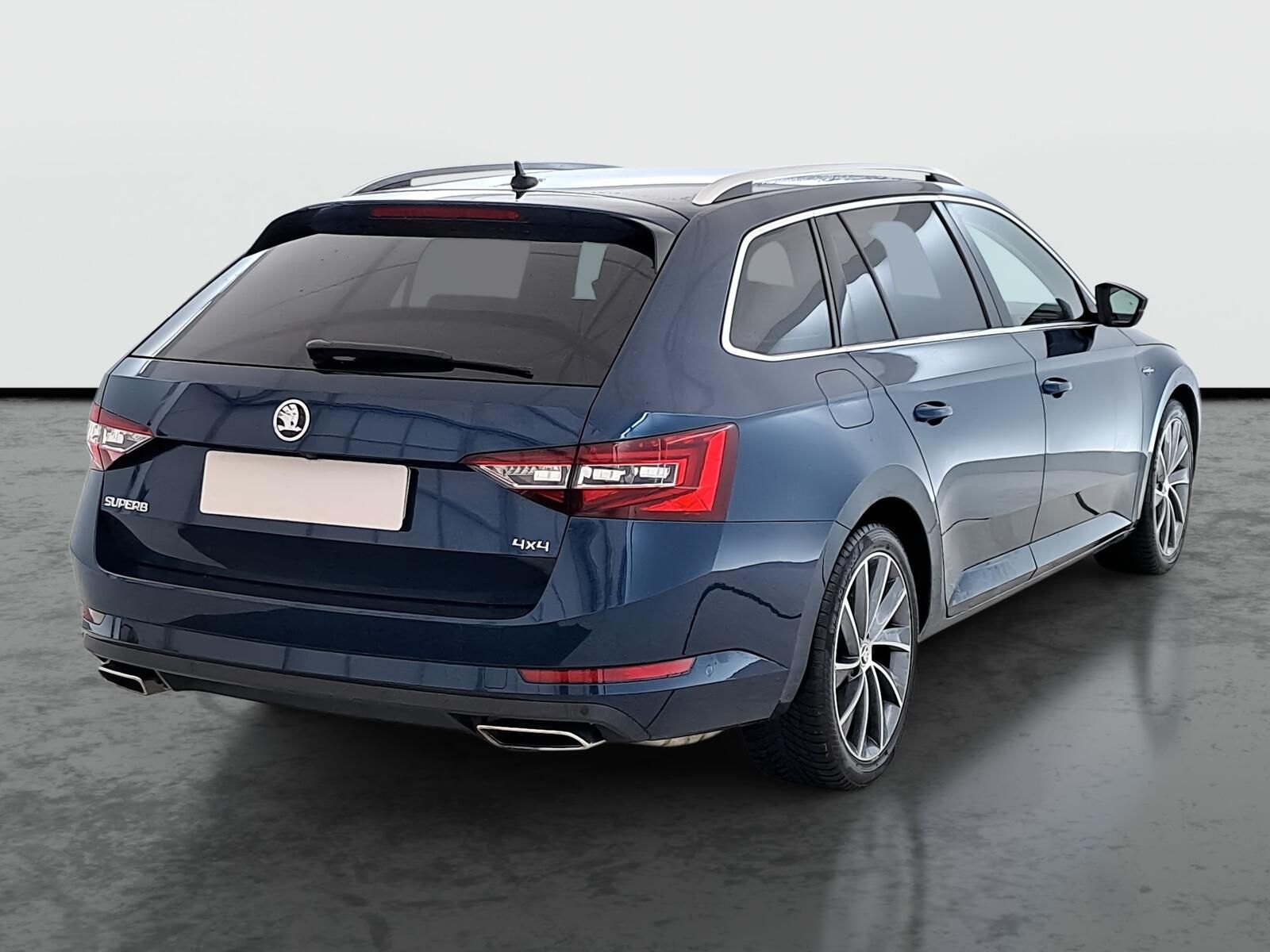 Škoda Superb, 2.0 TSI, Laurin&Klement, 4X4 - fotka 5