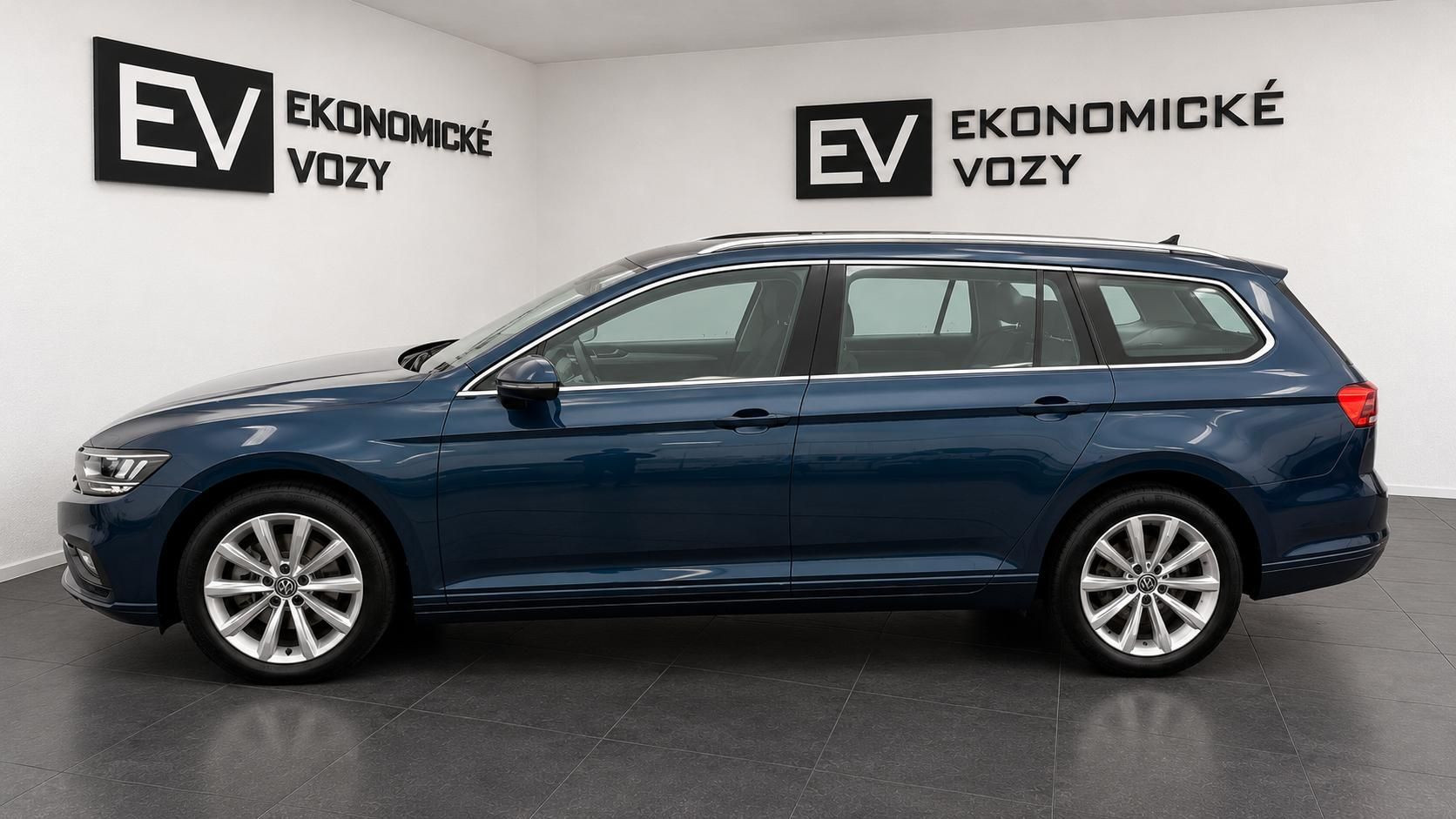 Volkswagen Passat, 2.0TDI,DSG,ZÁRUKA,LED,DIESEL - fotka 5