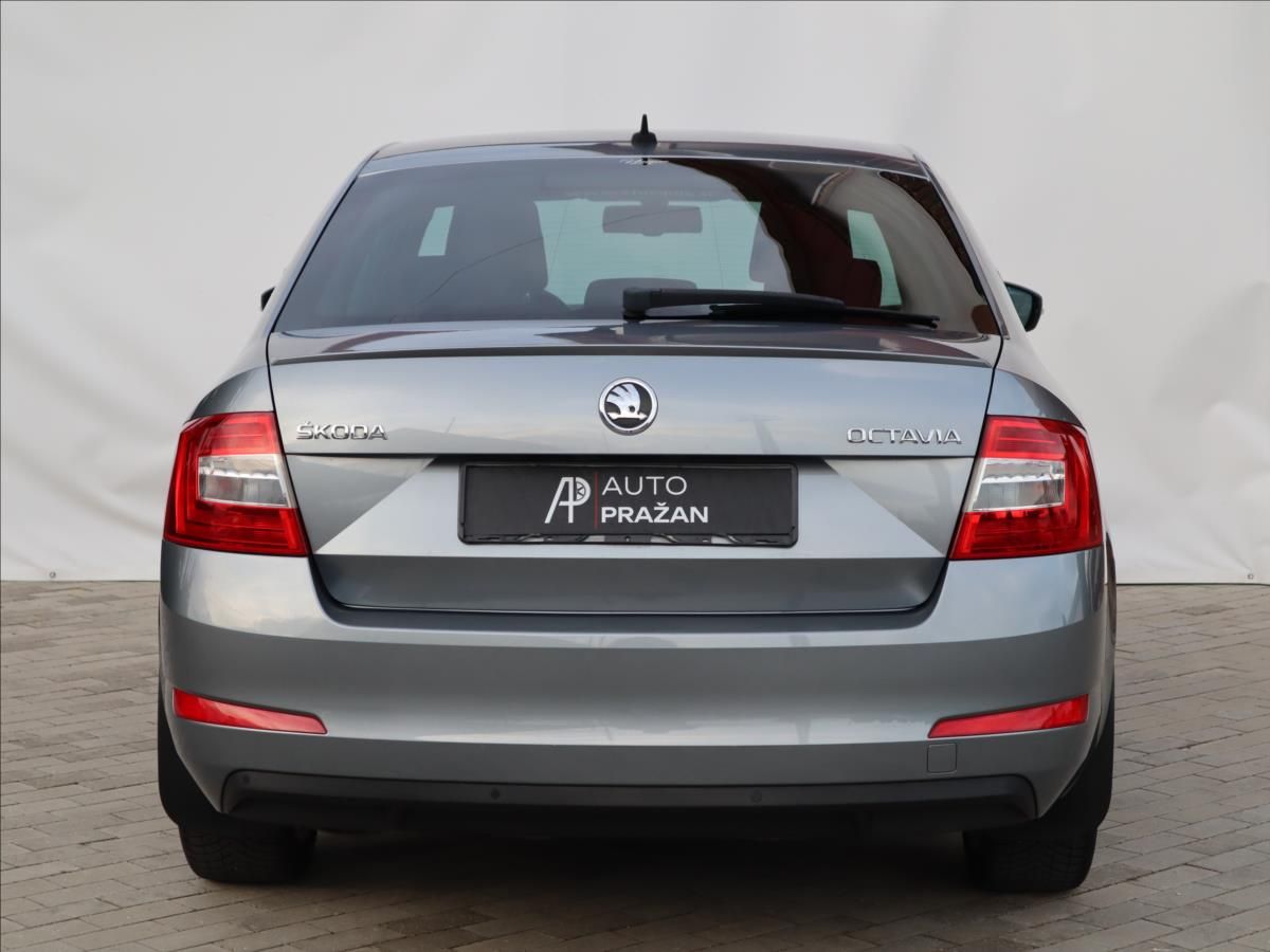 Škoda Octavia, 1,4   TSi, DigiKlima, ParkPilo - fotka 5