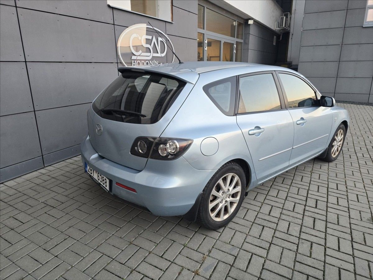 Mazda 3, 1,6 - fotka 2