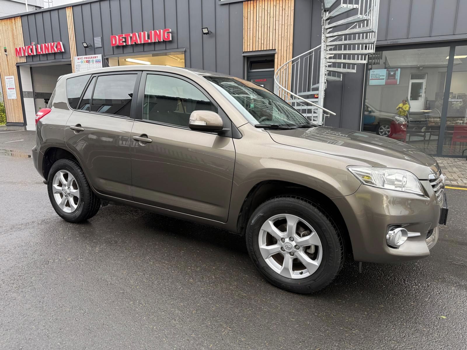 Toyota Rav4, 2.0i 116kw 4x4 man.jen 89tkm