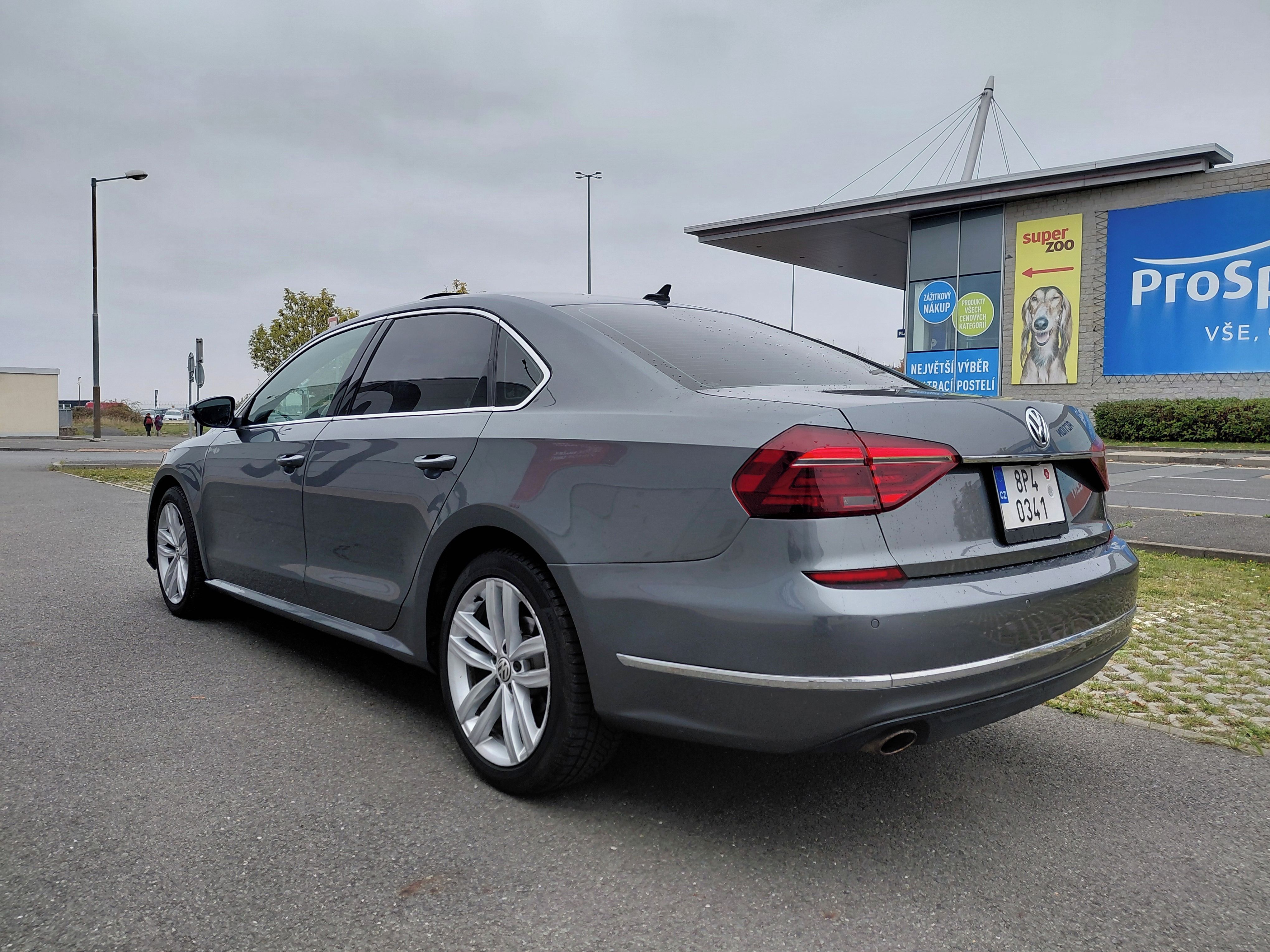Volkswagen Passat, 2.0T 130KW 2.MAJ, DOVOZ USA - fotka 5