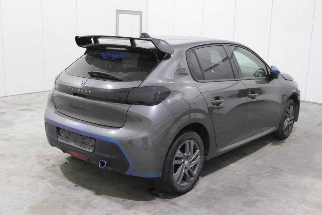 Peugeot 208, 1,2 i 74 kw 41 tkm CAR-PASS - fotka 3