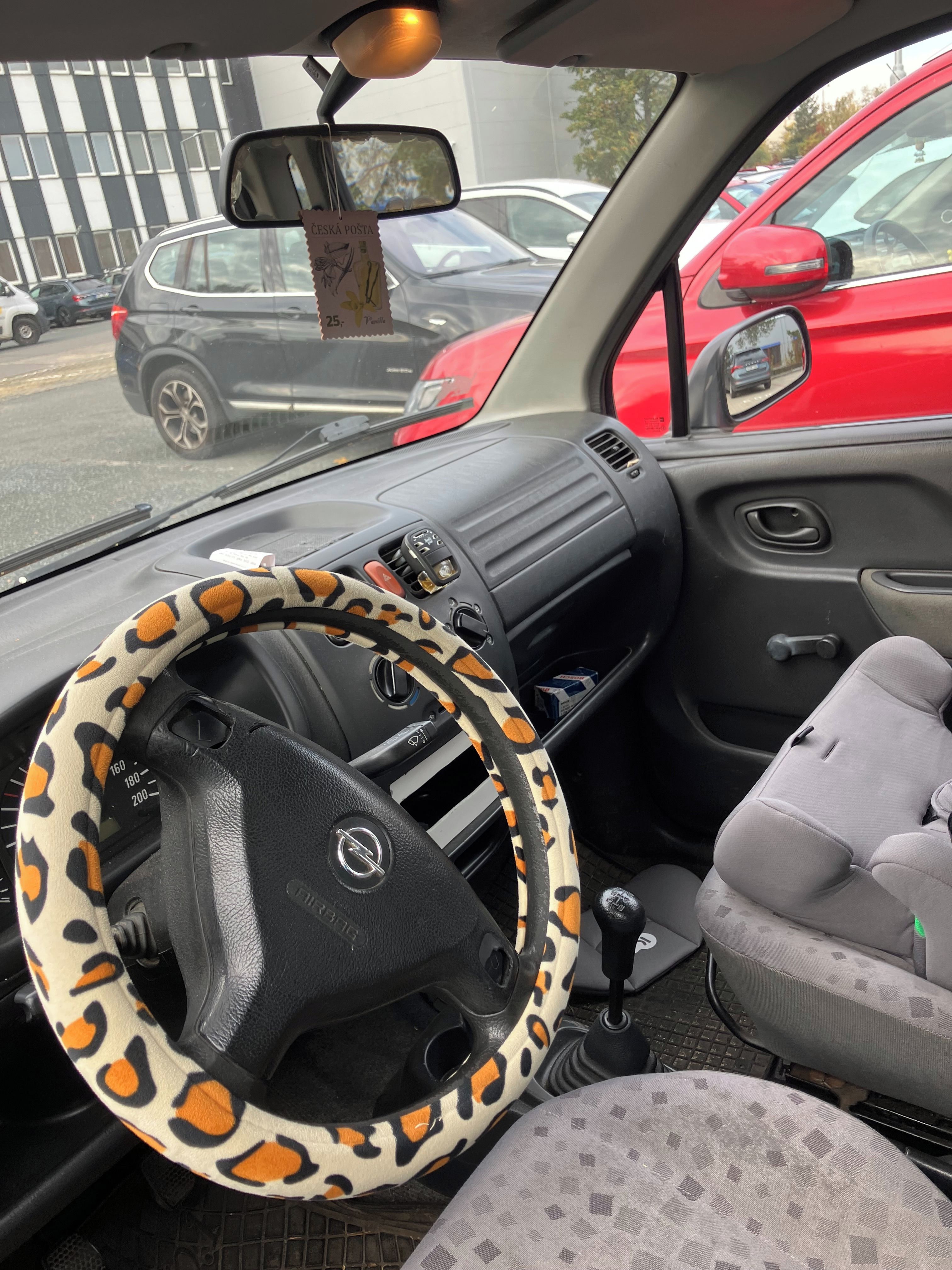 Opel Agila, Opel Agila, Praha - fotka 3