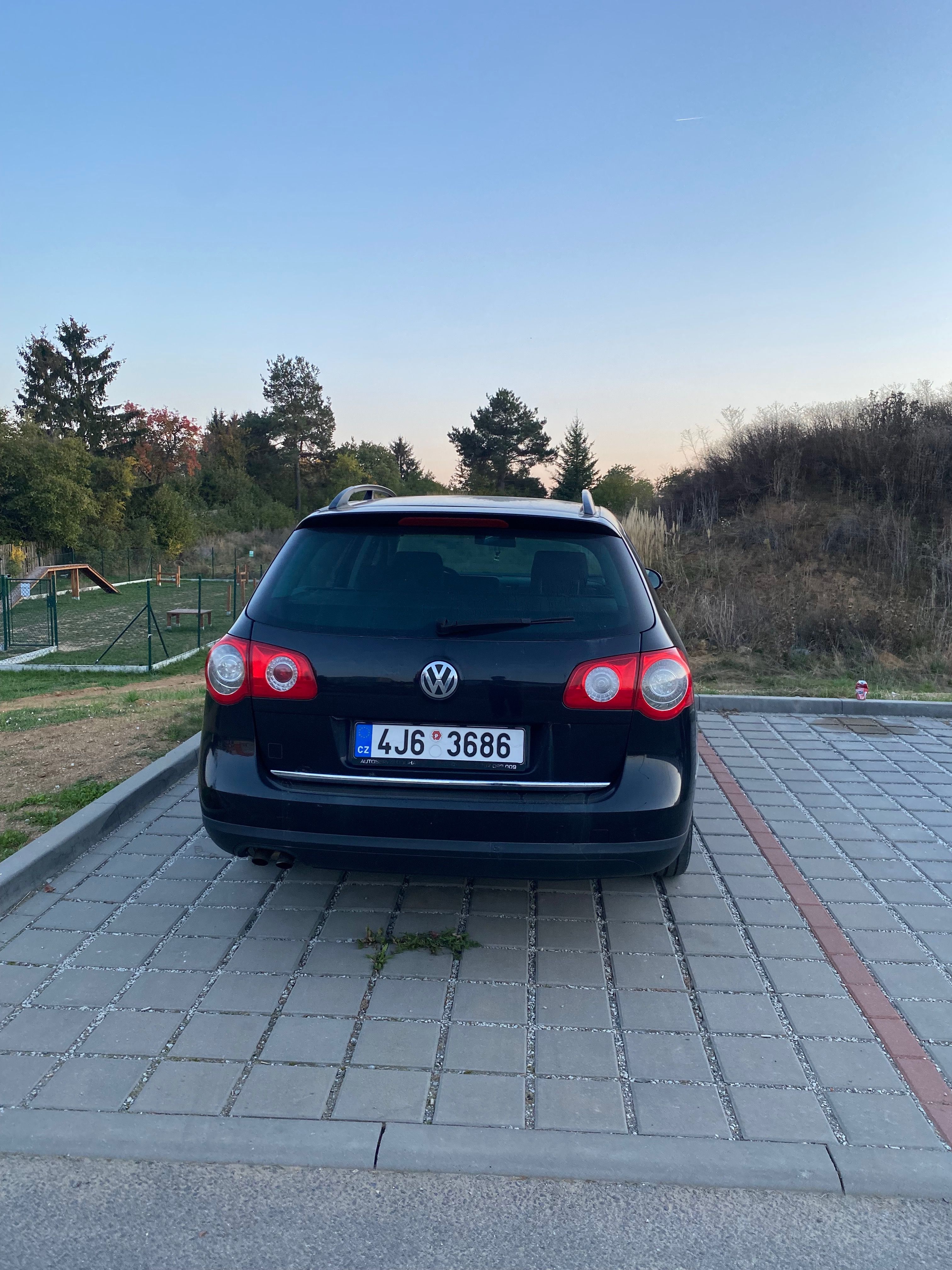 Volkswagen Passat, Passat B6 1.9TDI - fotka 3