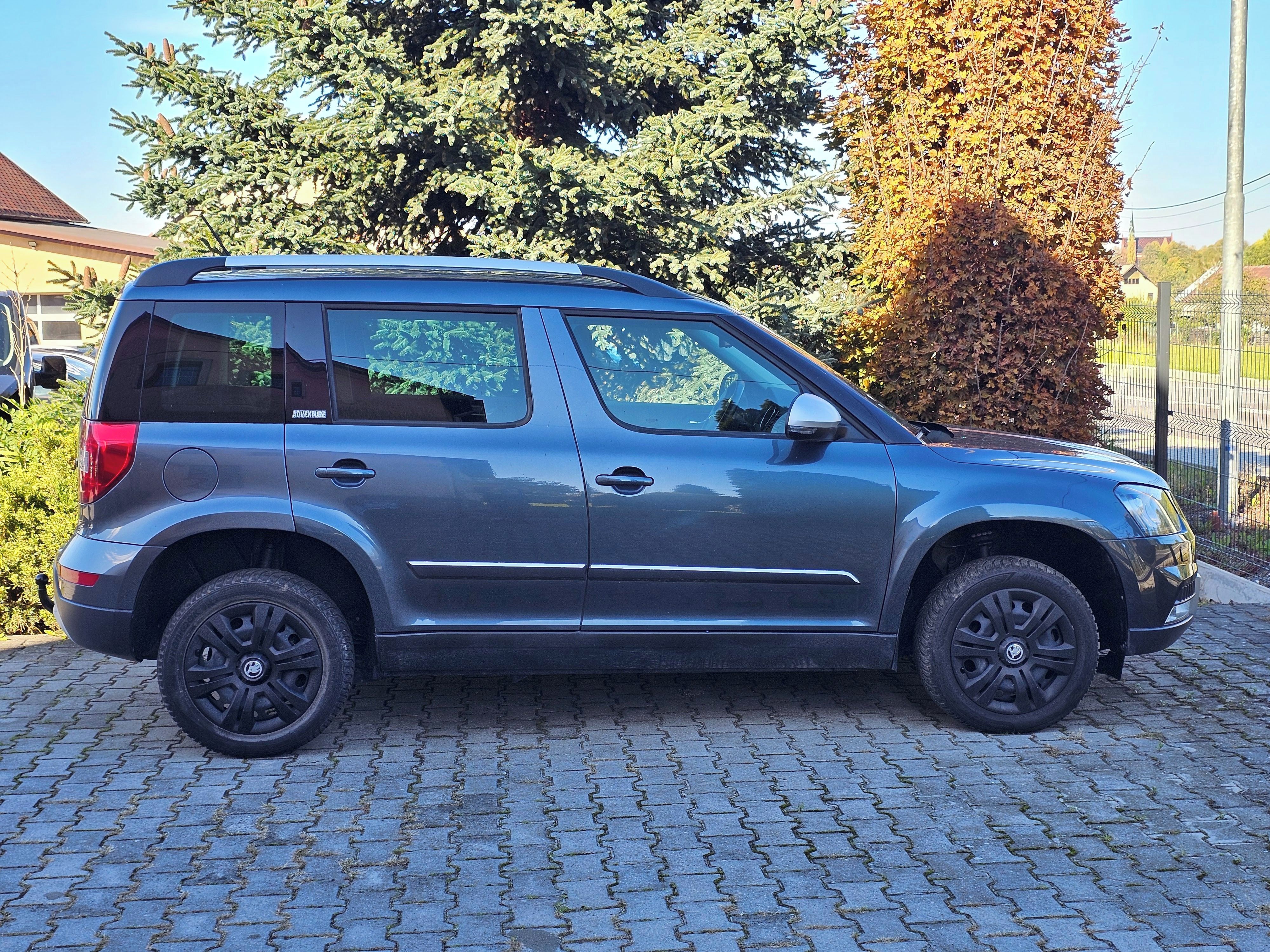 Škoda Yeti, 1.2 TSi Adventure Xenon Tažné - fotka 4
