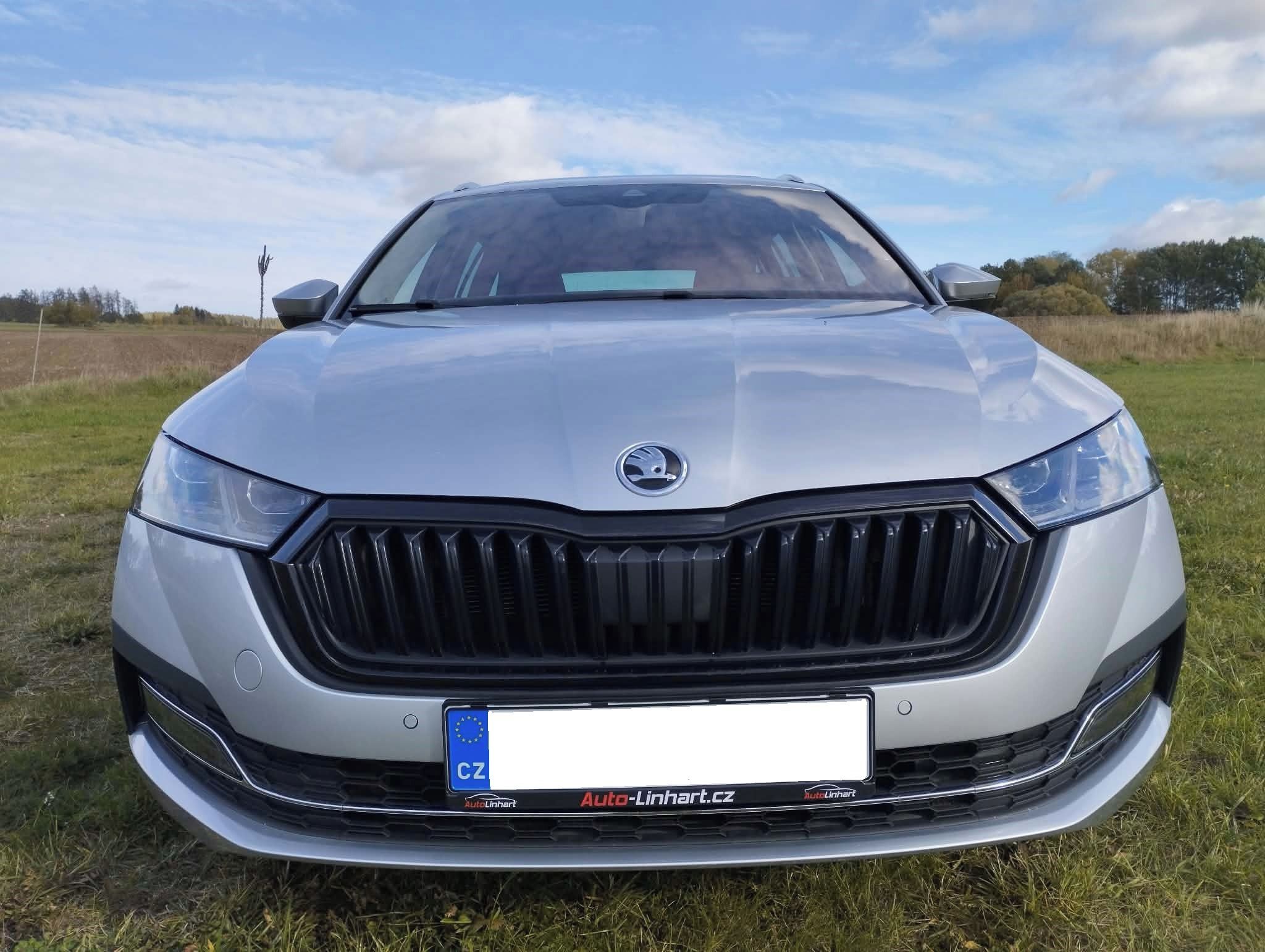 Škoda Octavia, 2,0 TDI Style TOP výbava DPH - fotka 2
