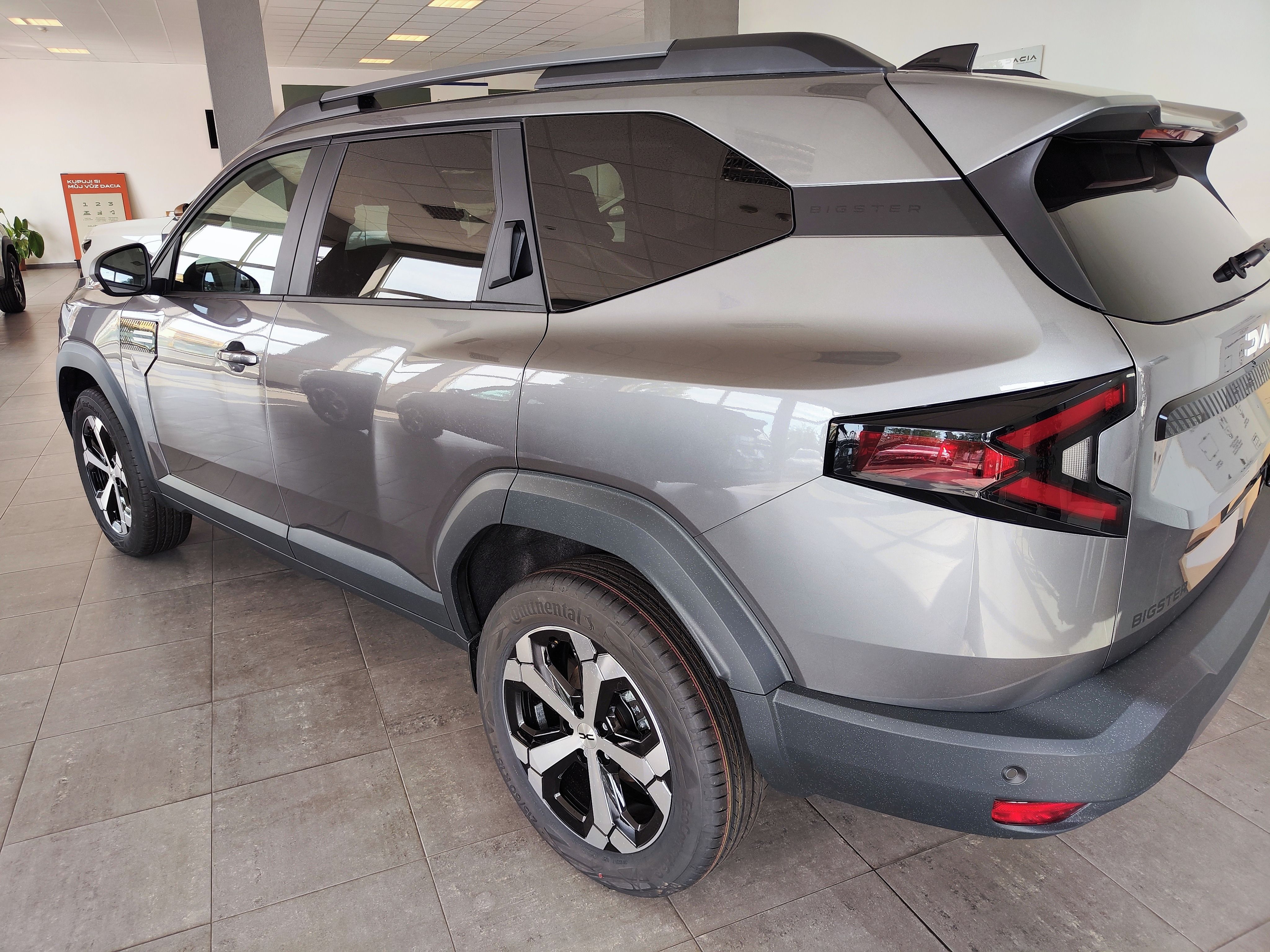 Dacia Bigster, JOURNEY mild hybrid-G 140 - fotka 4