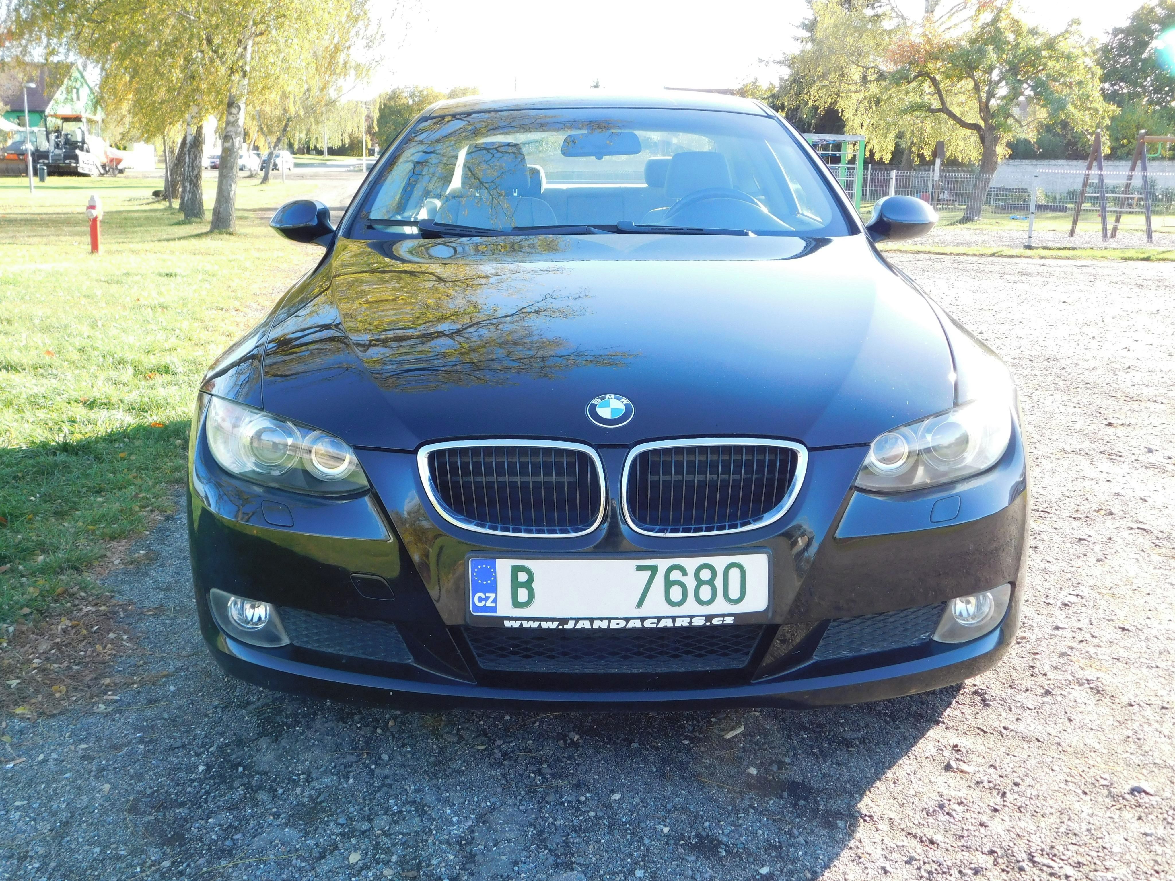 BMW Řada 3, e92,,výkon 125 KW,,MANUÁL - fotka 6