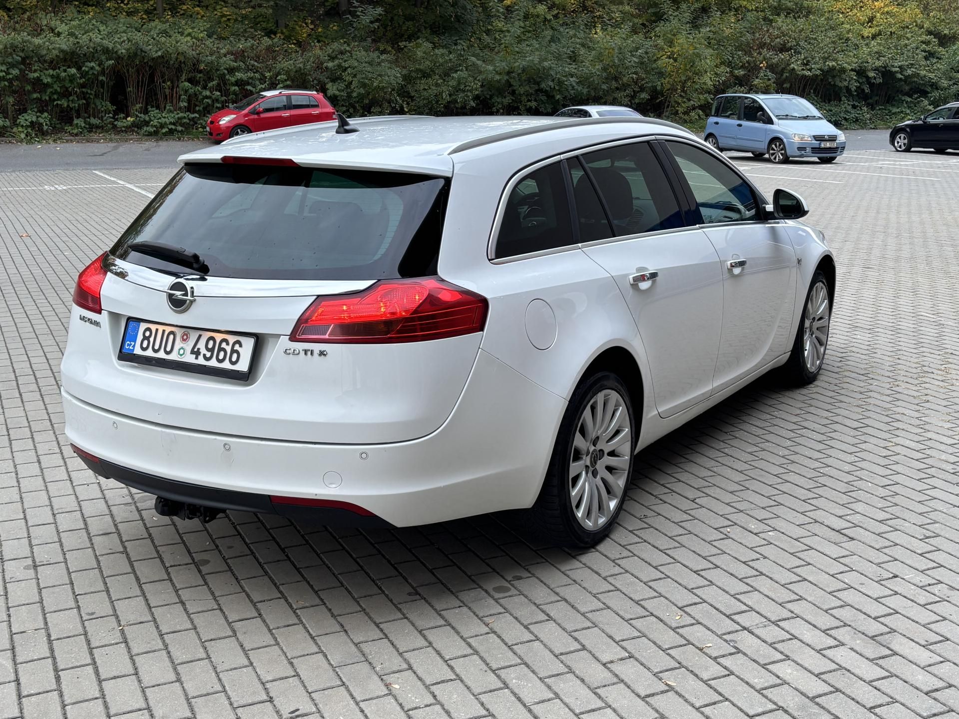 Opel Insignia, 2.0 D tažné - fotka 5