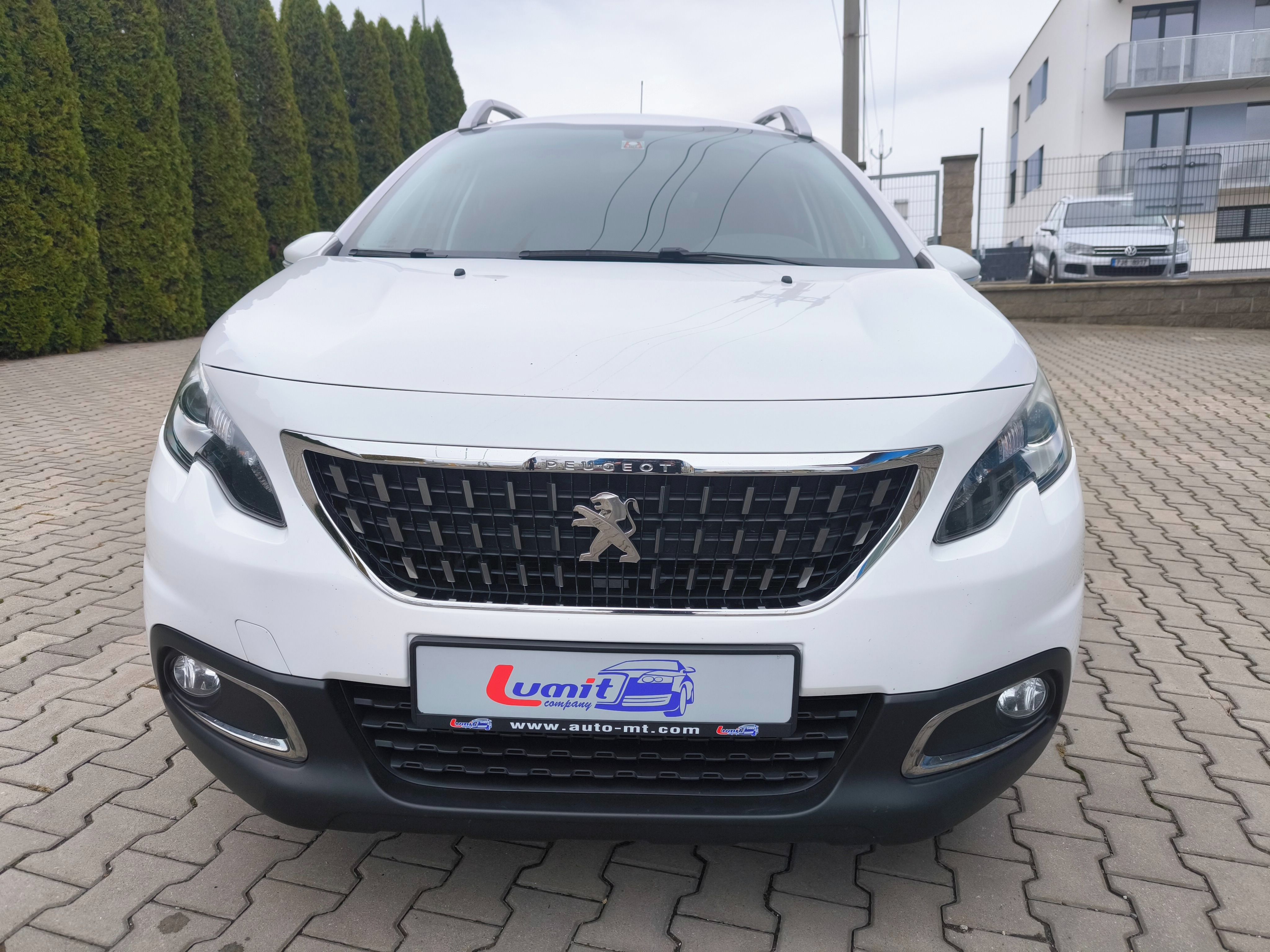 Peugeot 2008, 1.6 HDI - fotka 2
