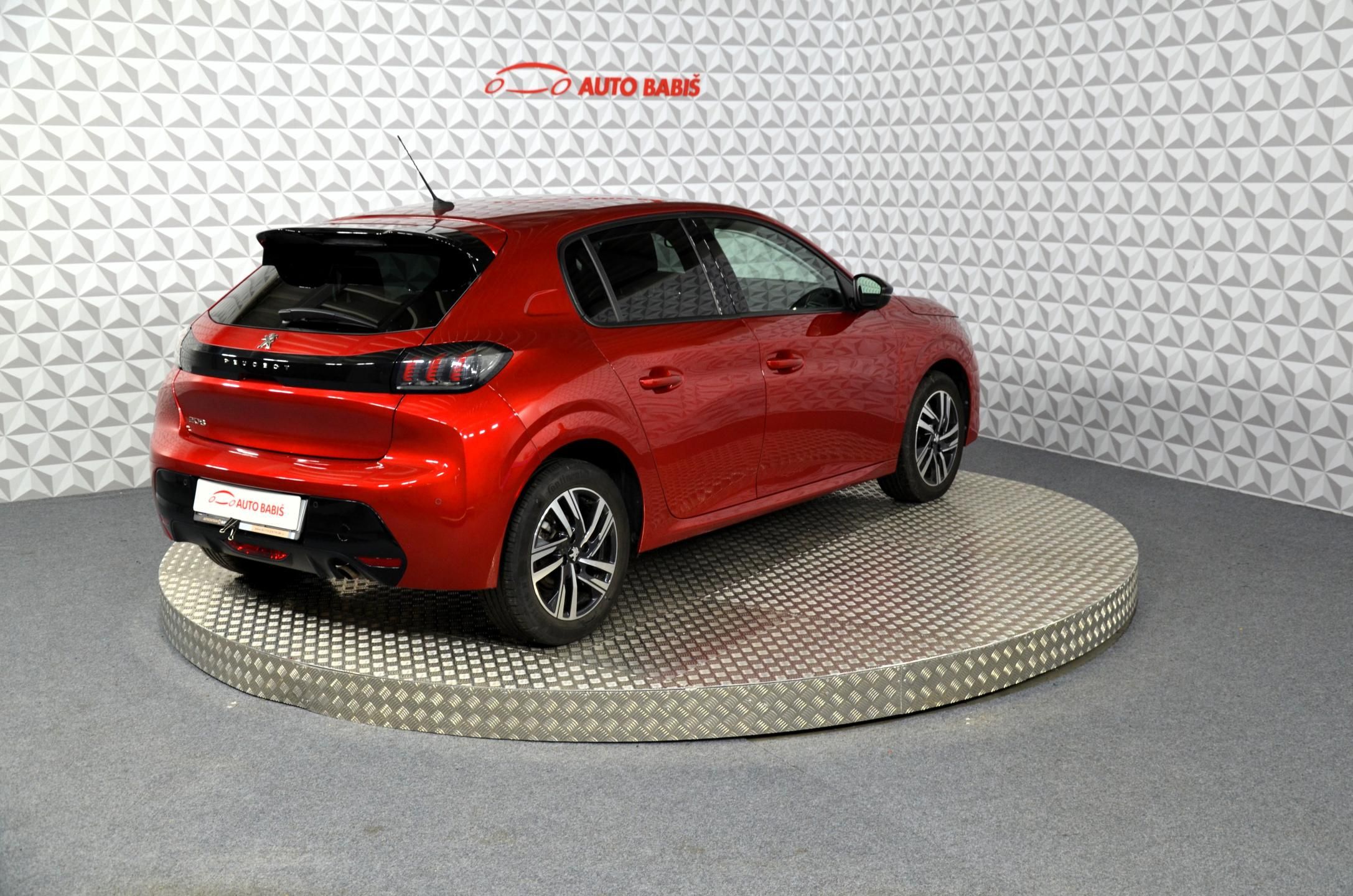 Peugeot 208, 1.2 100 Allure SS AT - fotka 6