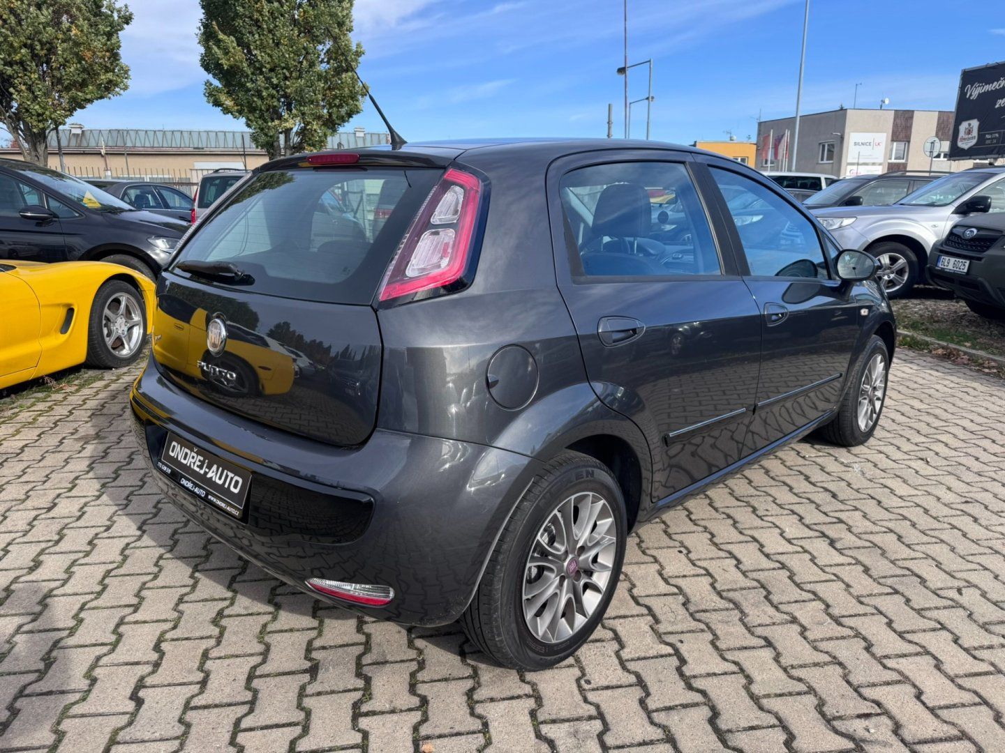 Fiat Punto, 1,2i 51 KW PRVNÍ MAJITEL - fotka 6