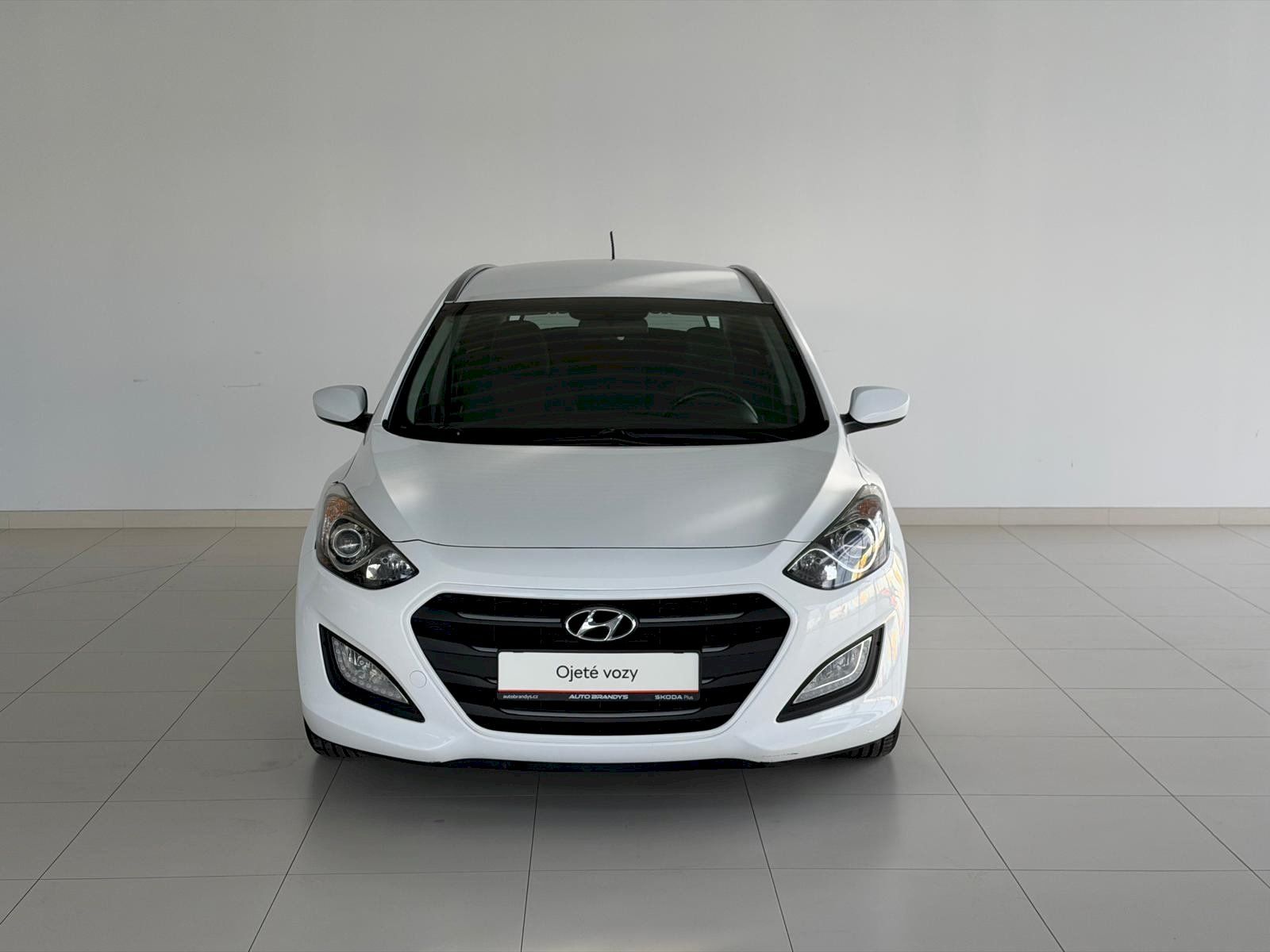 Hyundai i30, 1.6 MPI 88 kW Trikolor Komfort - fotka 4
