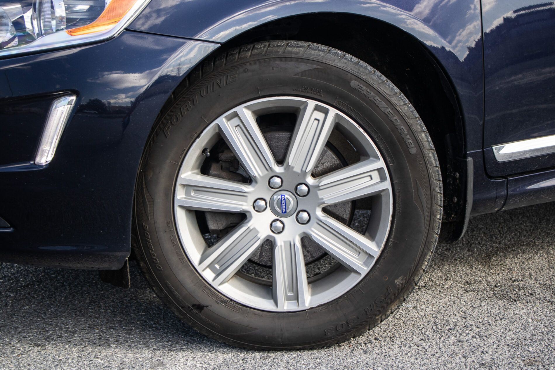 Volvo XC60 - fotka 5