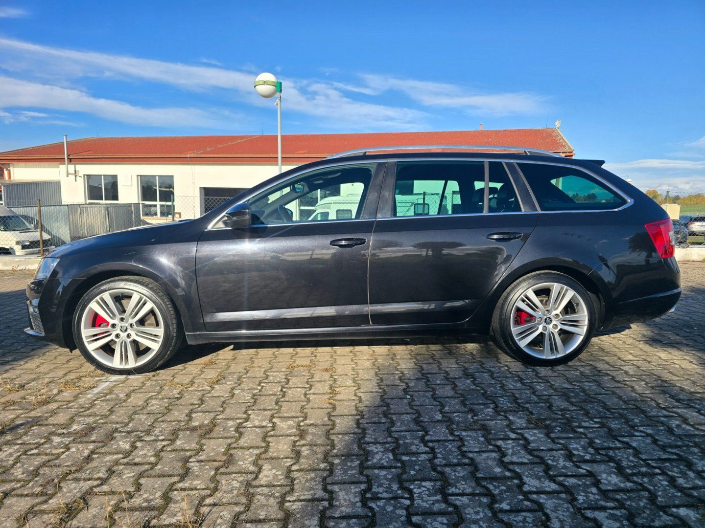 Škoda Octavia, 2.0 TSI RS 162kw - fotka 2