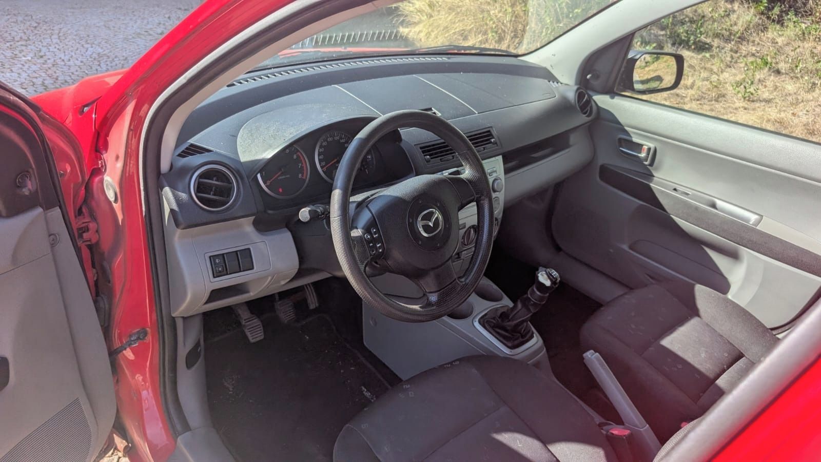 Mazda 2, 1.25i 16V, klima, STK 7/2027 - fotka 4