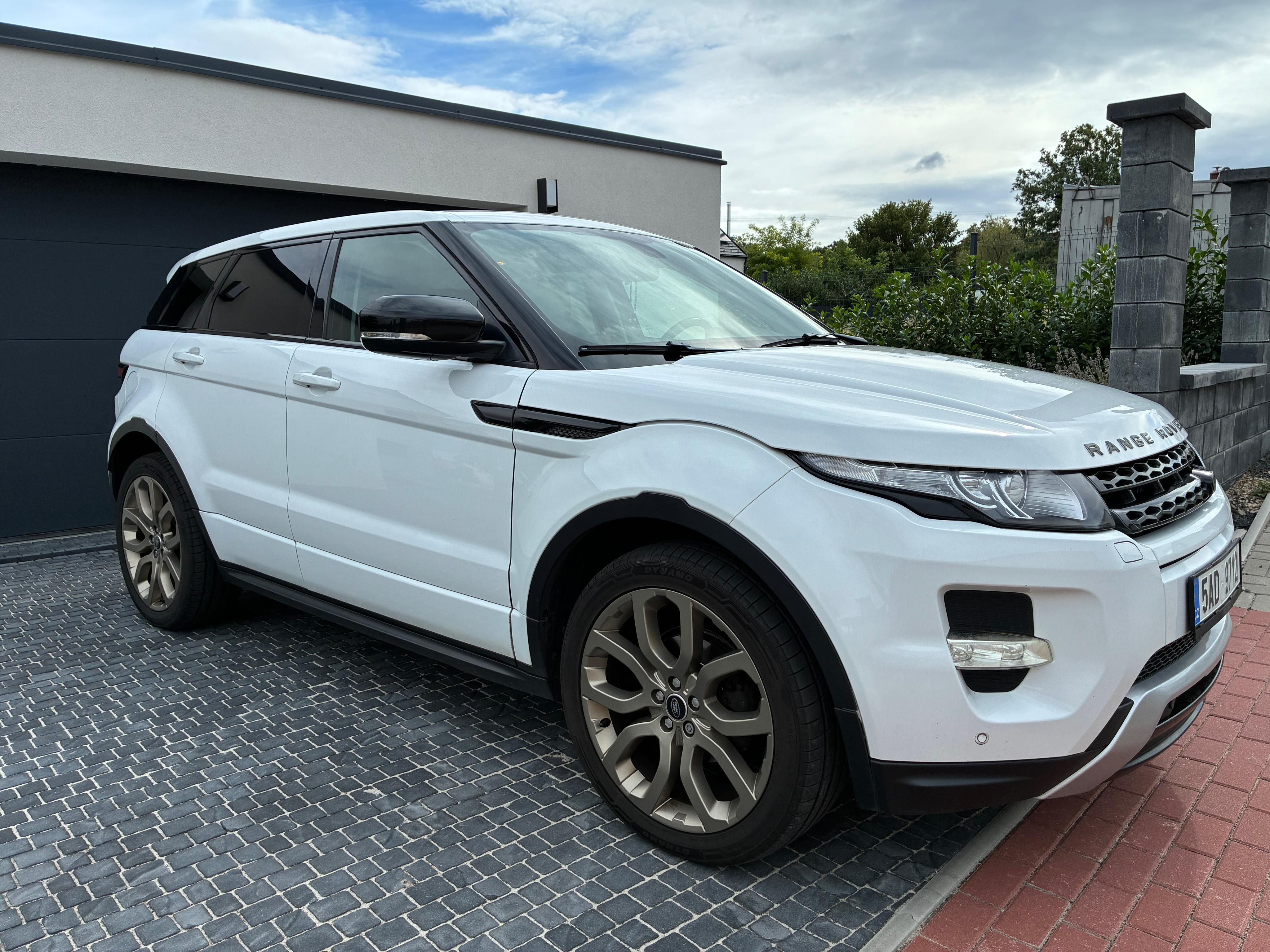 Land Rover Range Rover Evoque, 2.2 SD4 140 kw - fotka 2