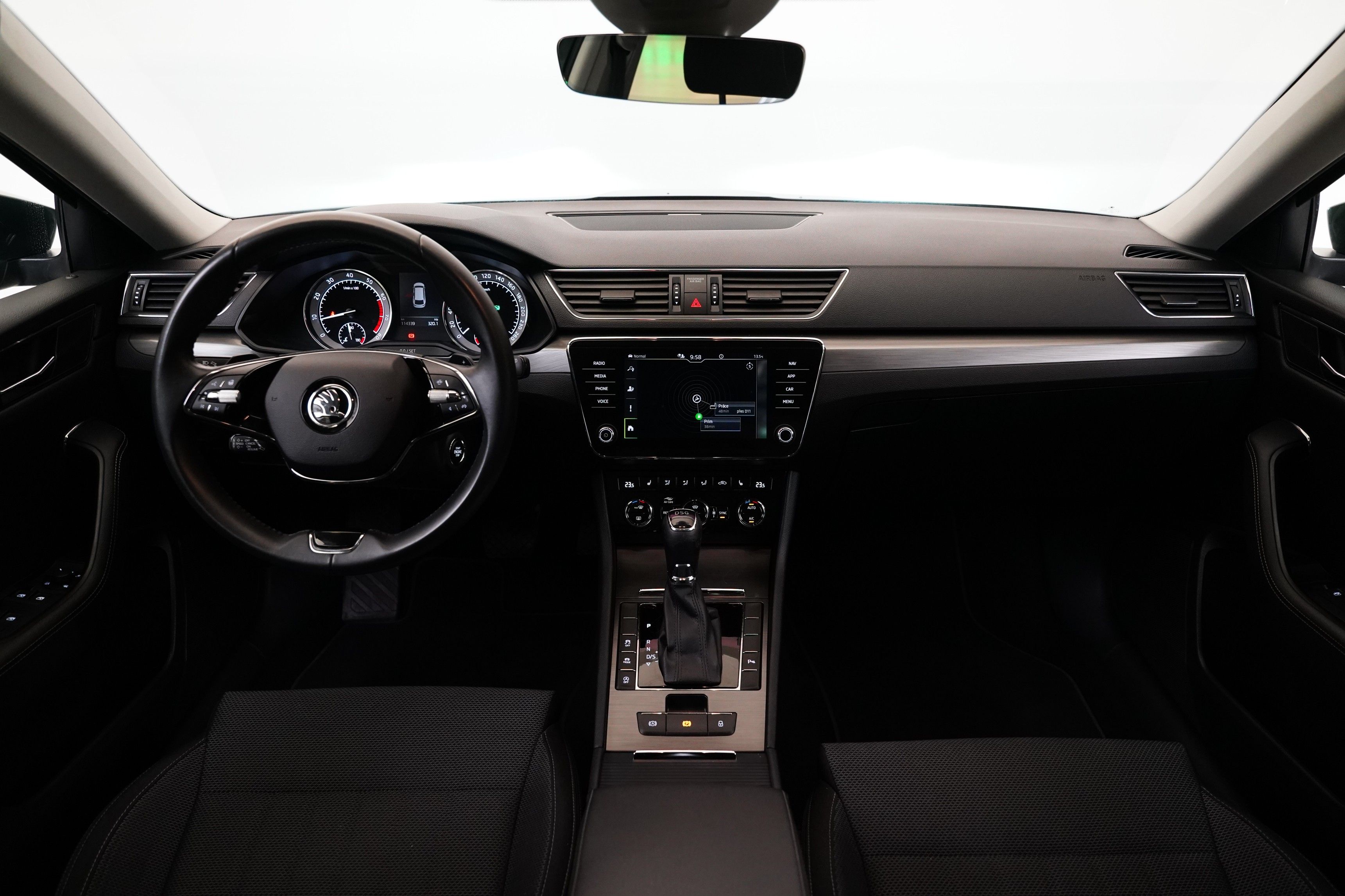 Škoda Superb, 2.0 TSI 140 kW STYLE DSG - fotka 5