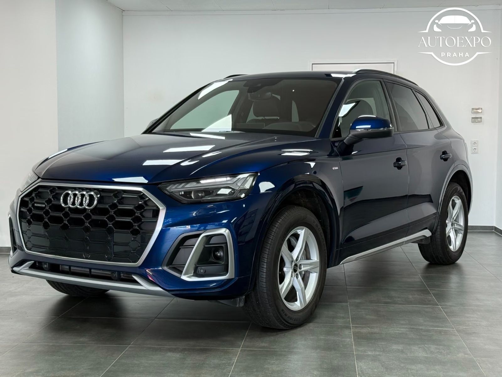 Audi Q5, 40 TFSI quattro S line - fotka 2