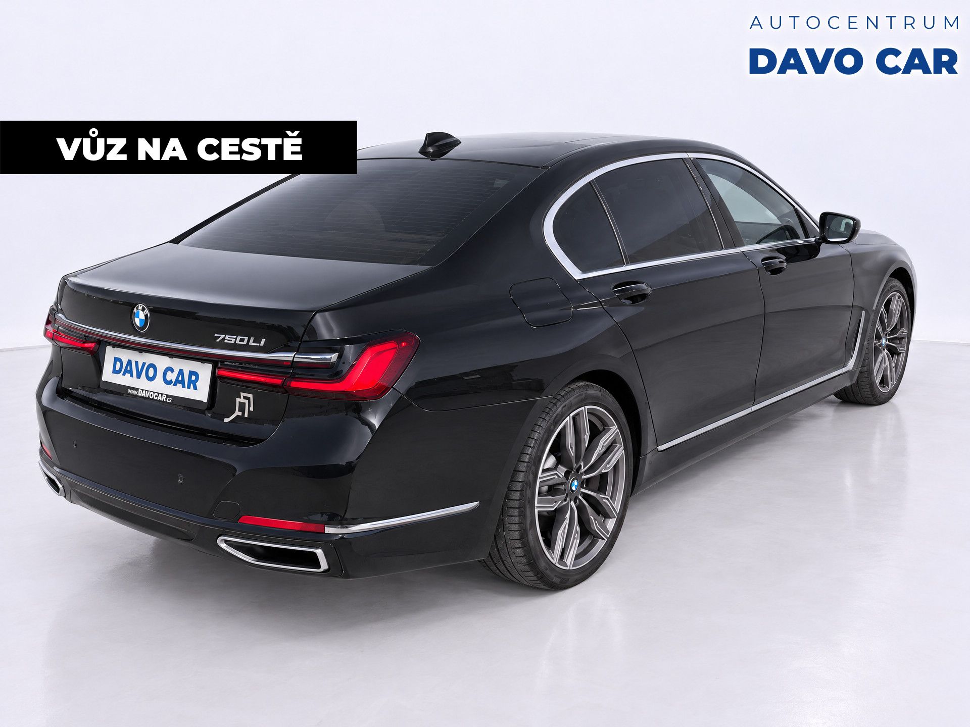 BMW Řada 7, 4,4 390kW 750Li xDrive CZ DPH - fotka 5