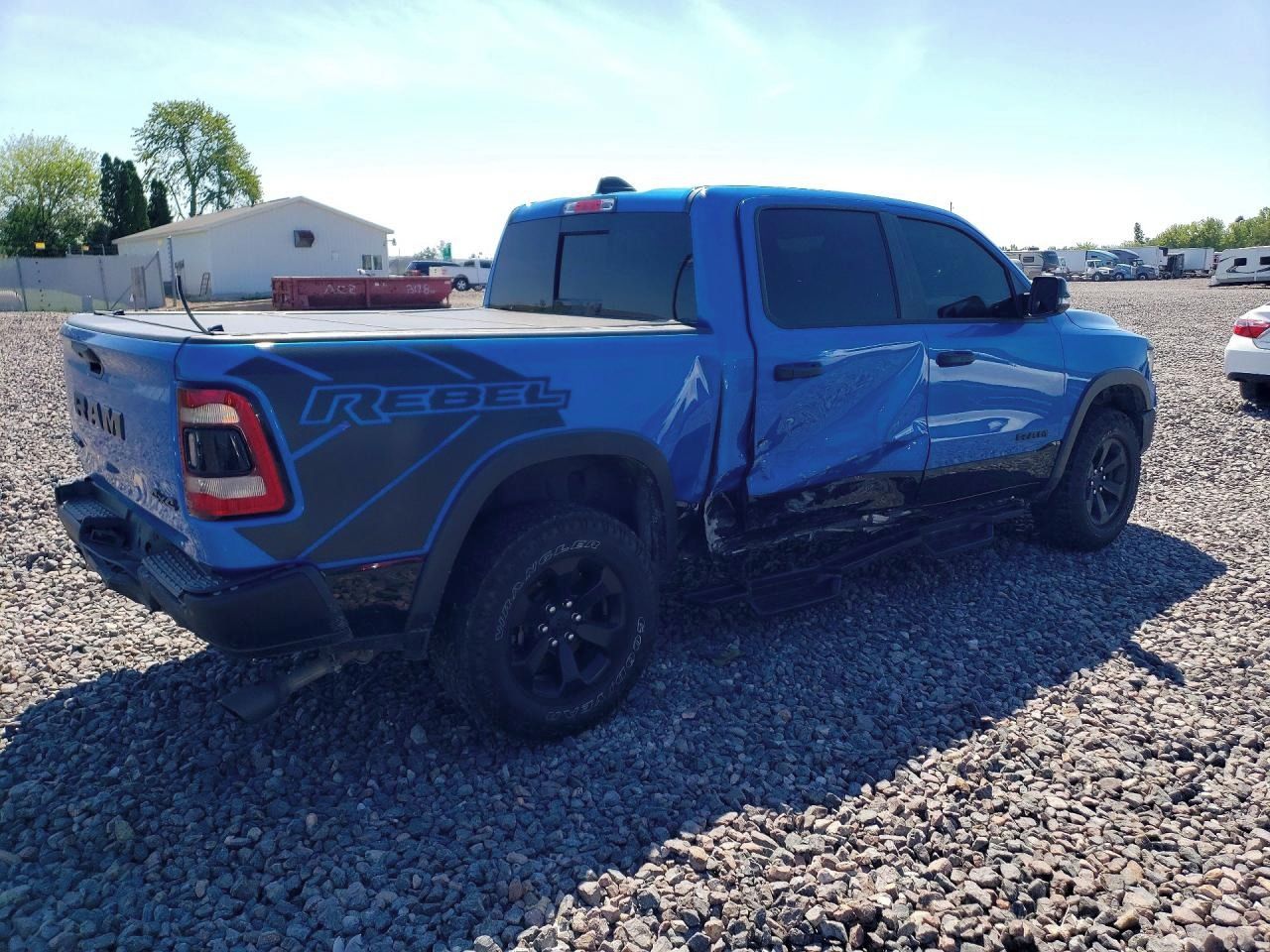 RAM 1500, Auto na cestě - fotka 3
