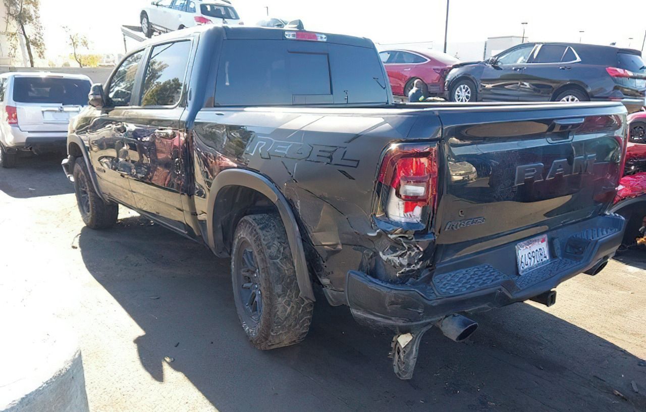 RAM 1500, Auto na cestě - fotka 4