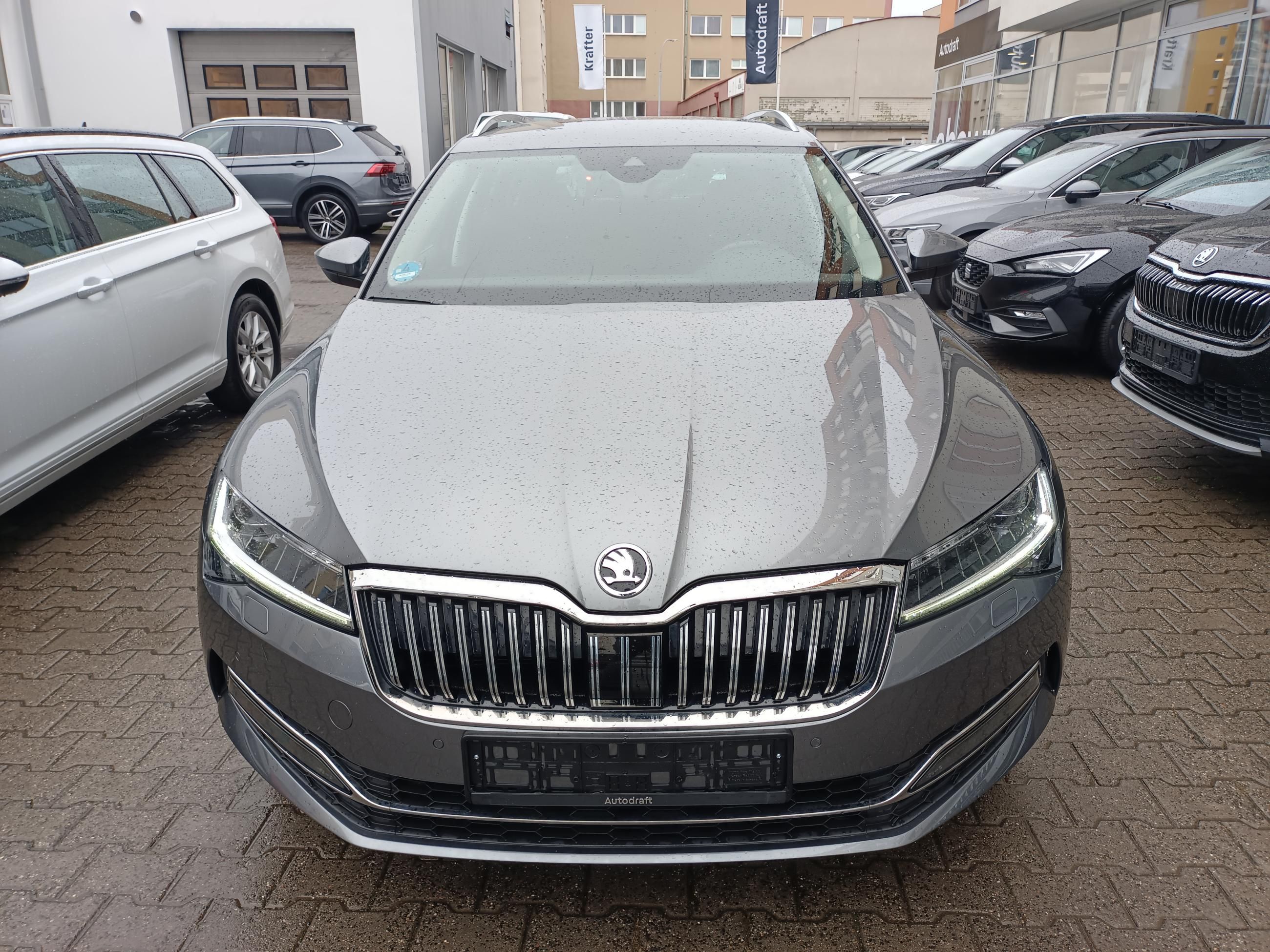 Škoda Superb, 2.0 TDI 110kW DSG / Tažné - fotka 2