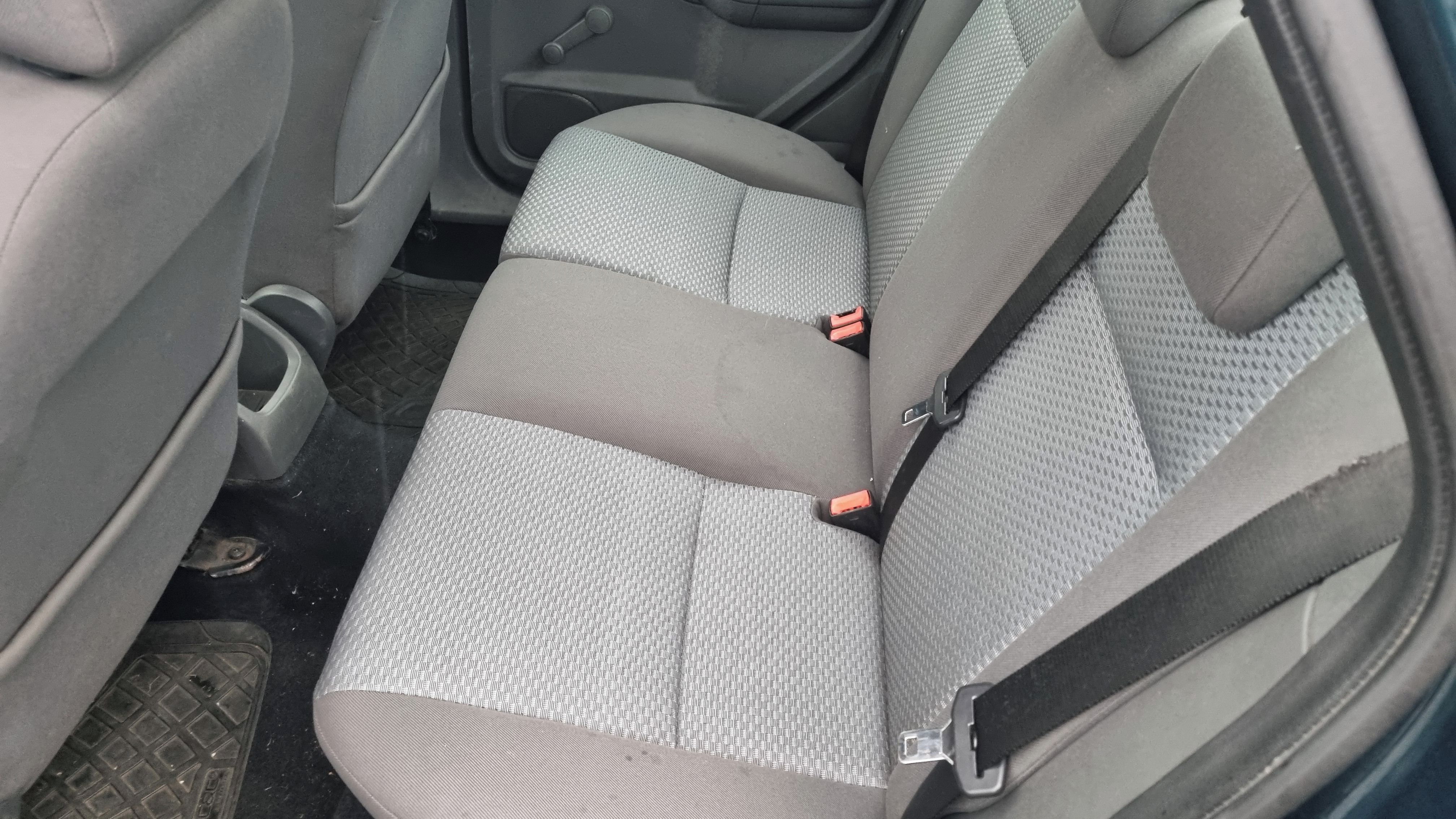 Ford Focus, 1.6i 85kw 122tkm! - fotka 6
