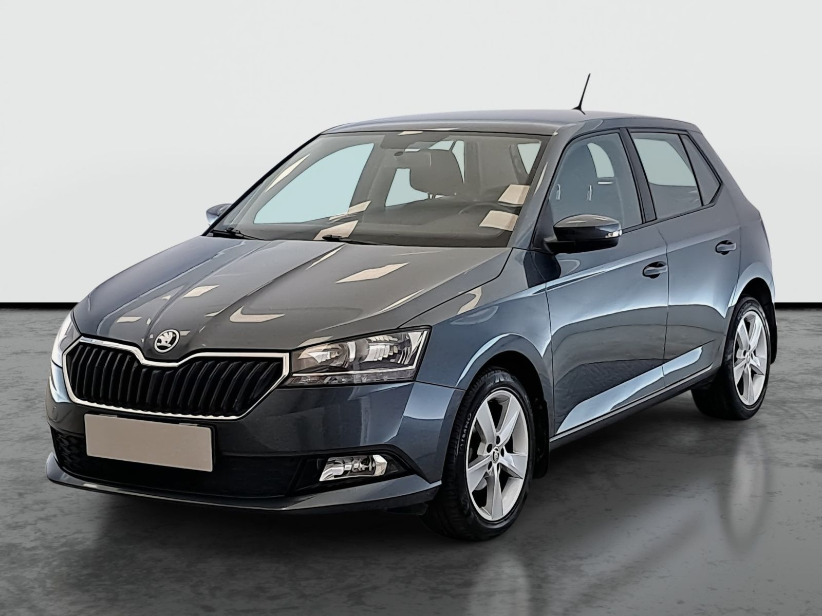 Škoda Fabia, 1.0, Klima, Vyhř. sedaček - fotka 3