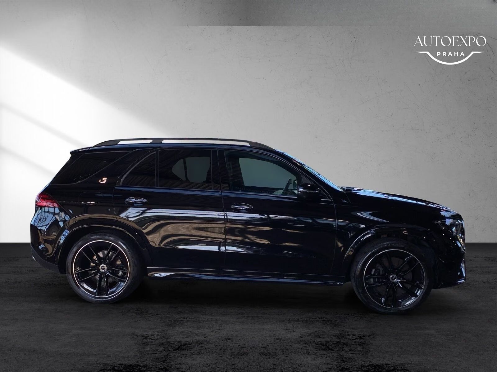 Mercedes-Benz GLE, 450d 4Matic* AMG Line* - fotka 6