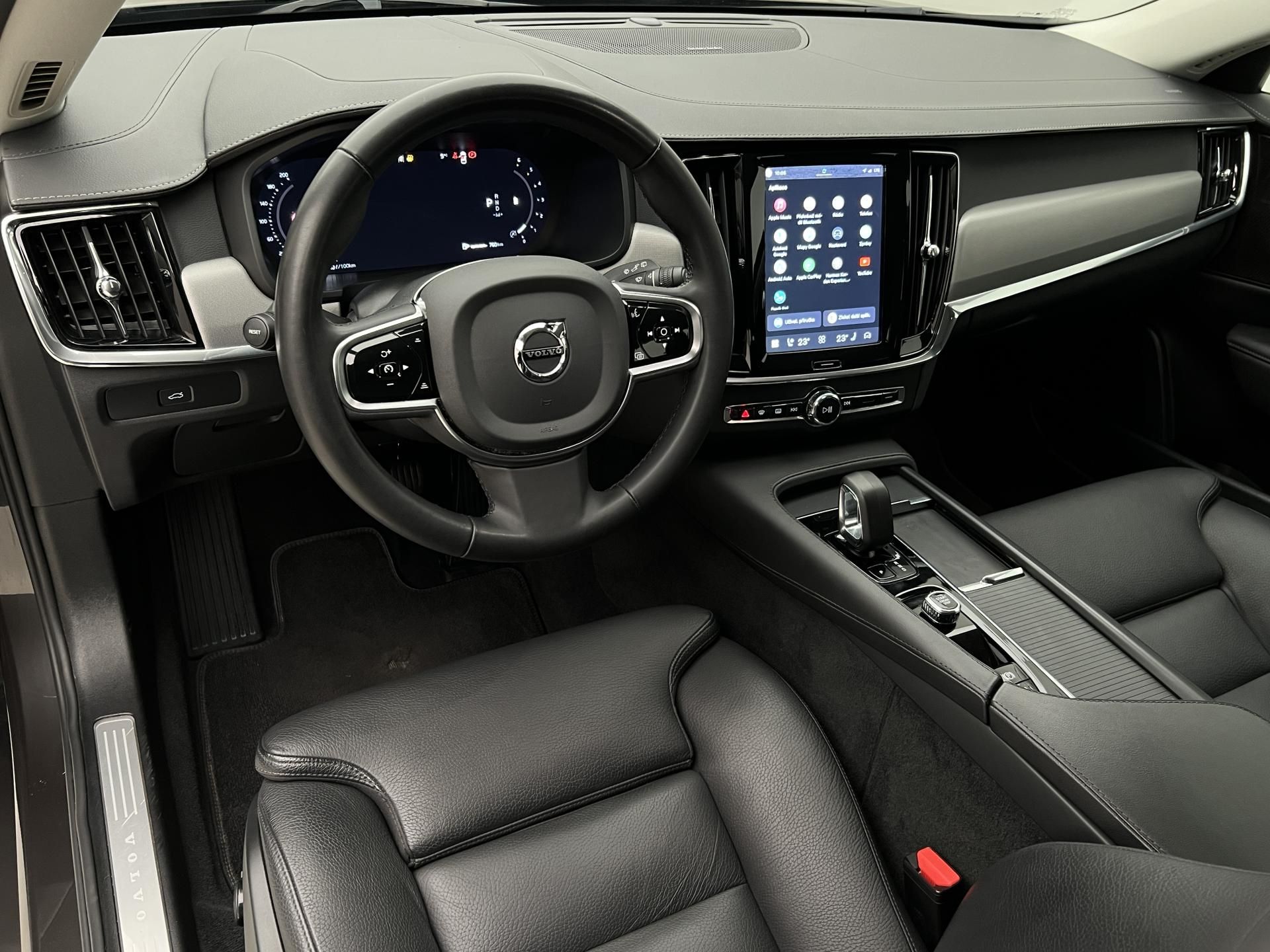 Volvo V90, B4 BRIGHT PLUS CZ 1. maj. - fotka 4