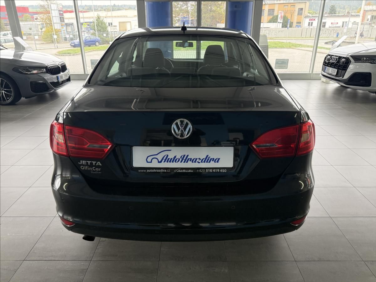 Volkswagen Jetta, 1,2   1.MAJITEL, 77KW, SERVISK - fotka 5