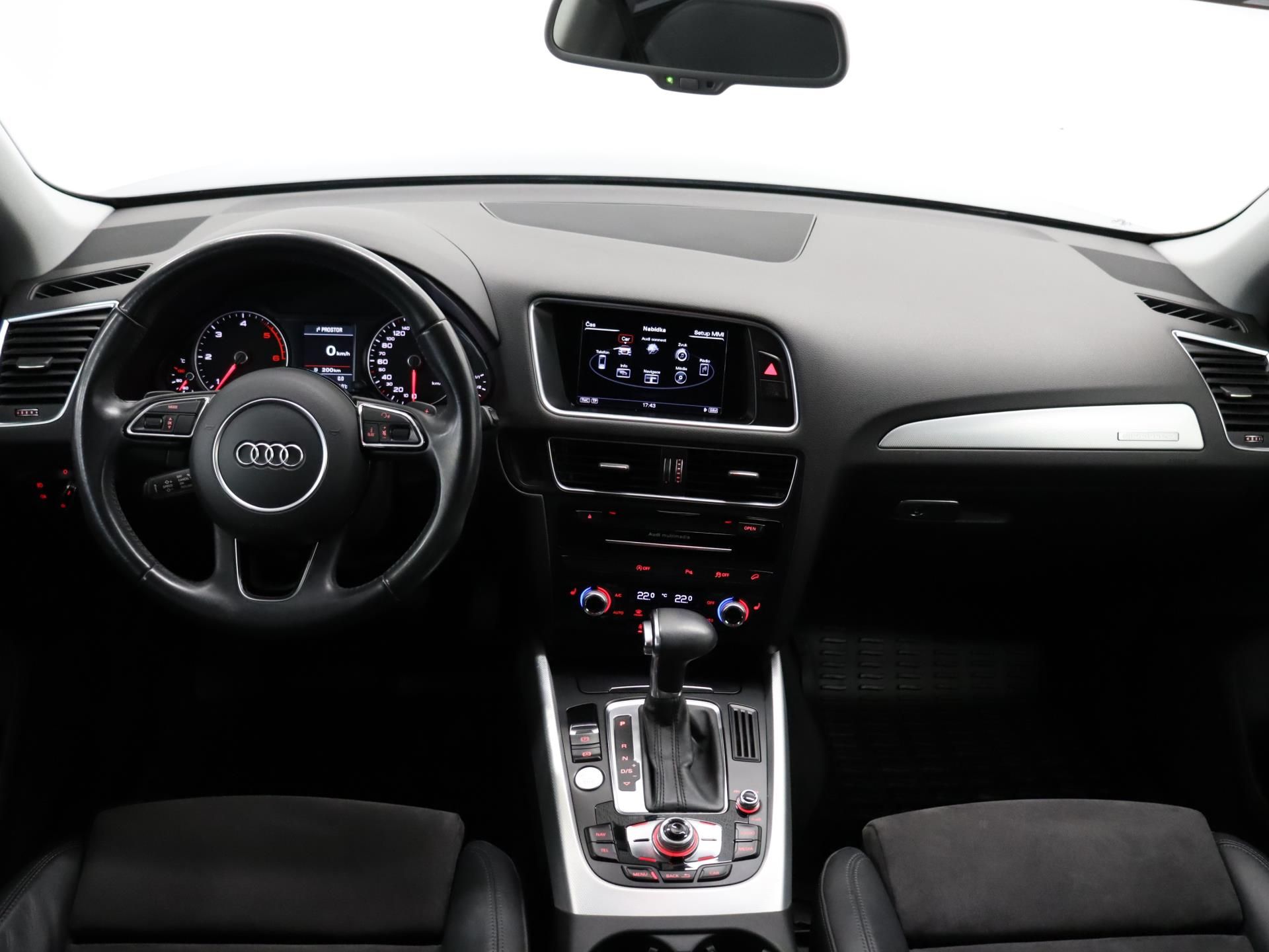 Audi Q5, 2,0 TDI QUATTRO S-Tronic - fotka 5