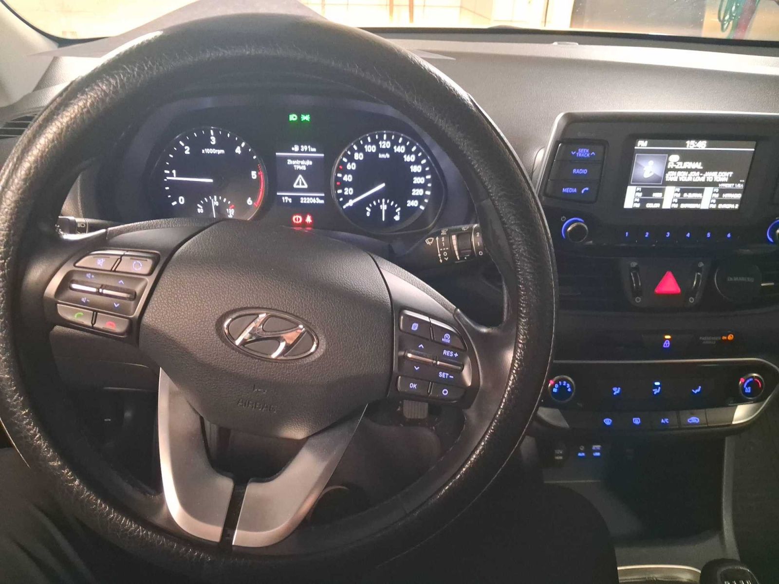 Hyundai i30, 1.6 CRDi, Klima, Tempomat - fotka 3