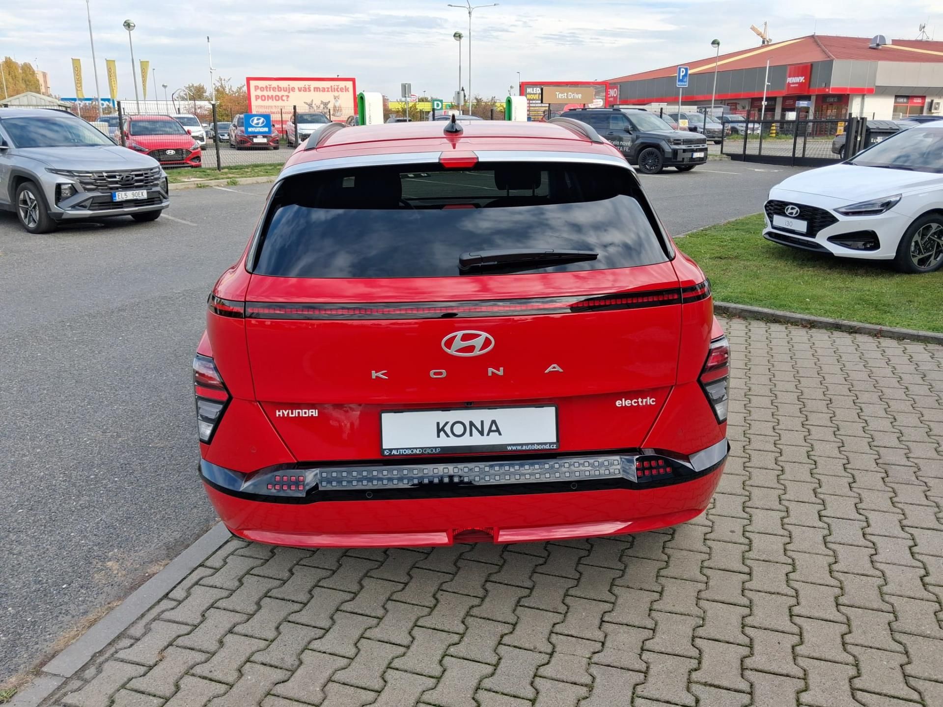 Hyundai Kona, 64,8 kWh 203k Czech Edition V2 - fotka 6