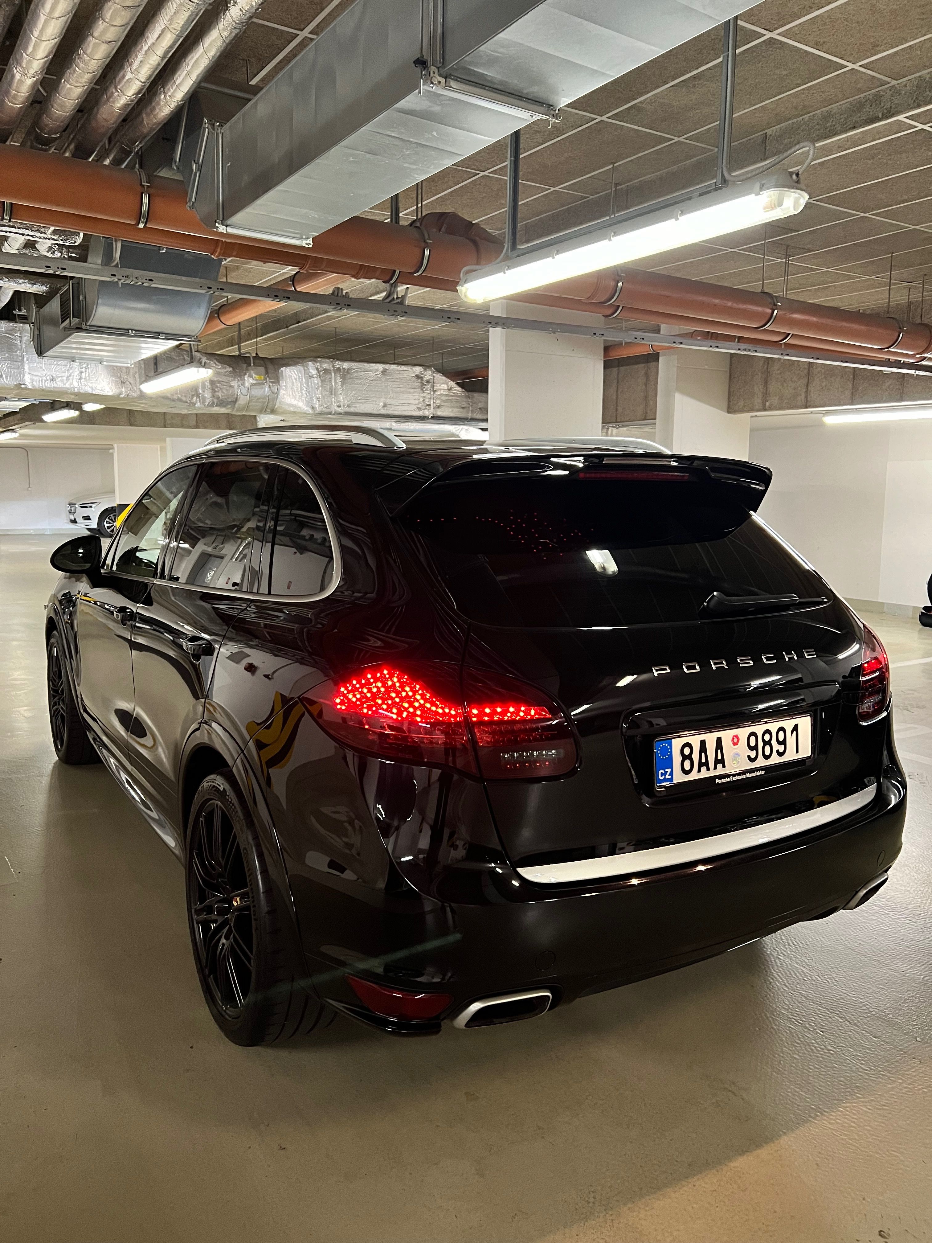 Porsche Cayenne, Porsche Cayenne Platinum - fotka 3