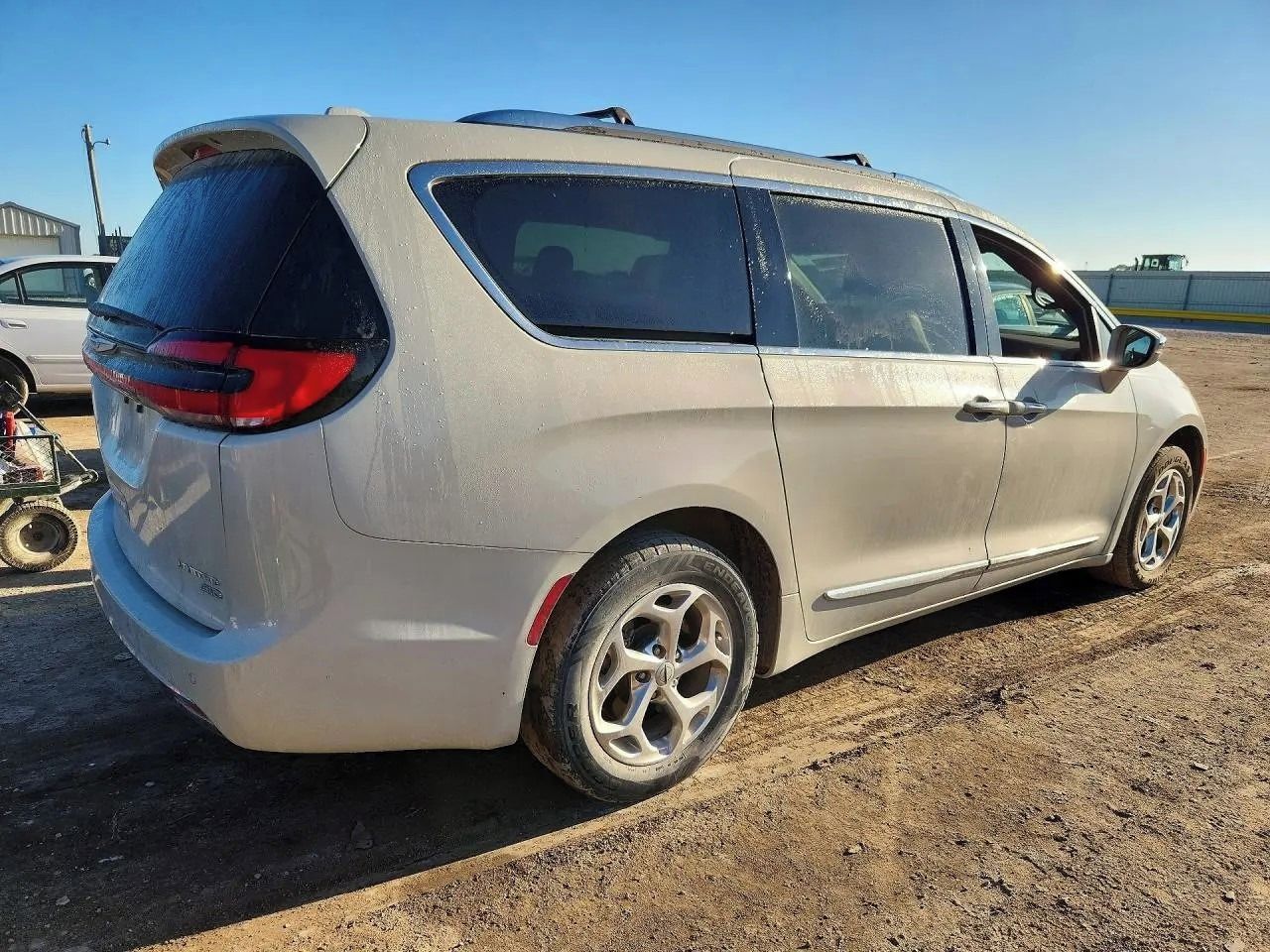 Chrysler Pacifica, Auto na cestě - fotka 4