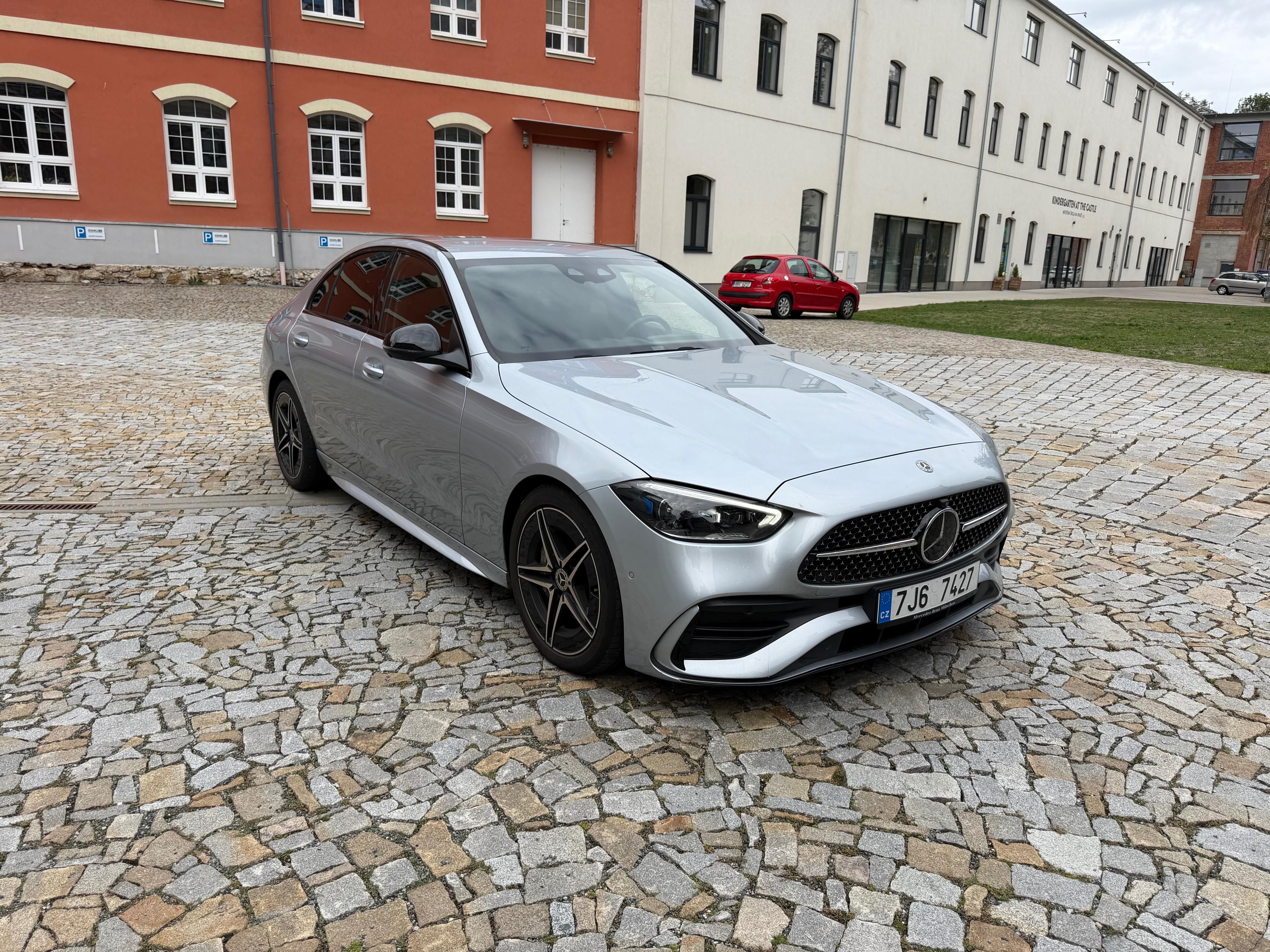 Mercedes-Benz Třídy C, Mercedes C300 d W206 AMG Line - fotka 2