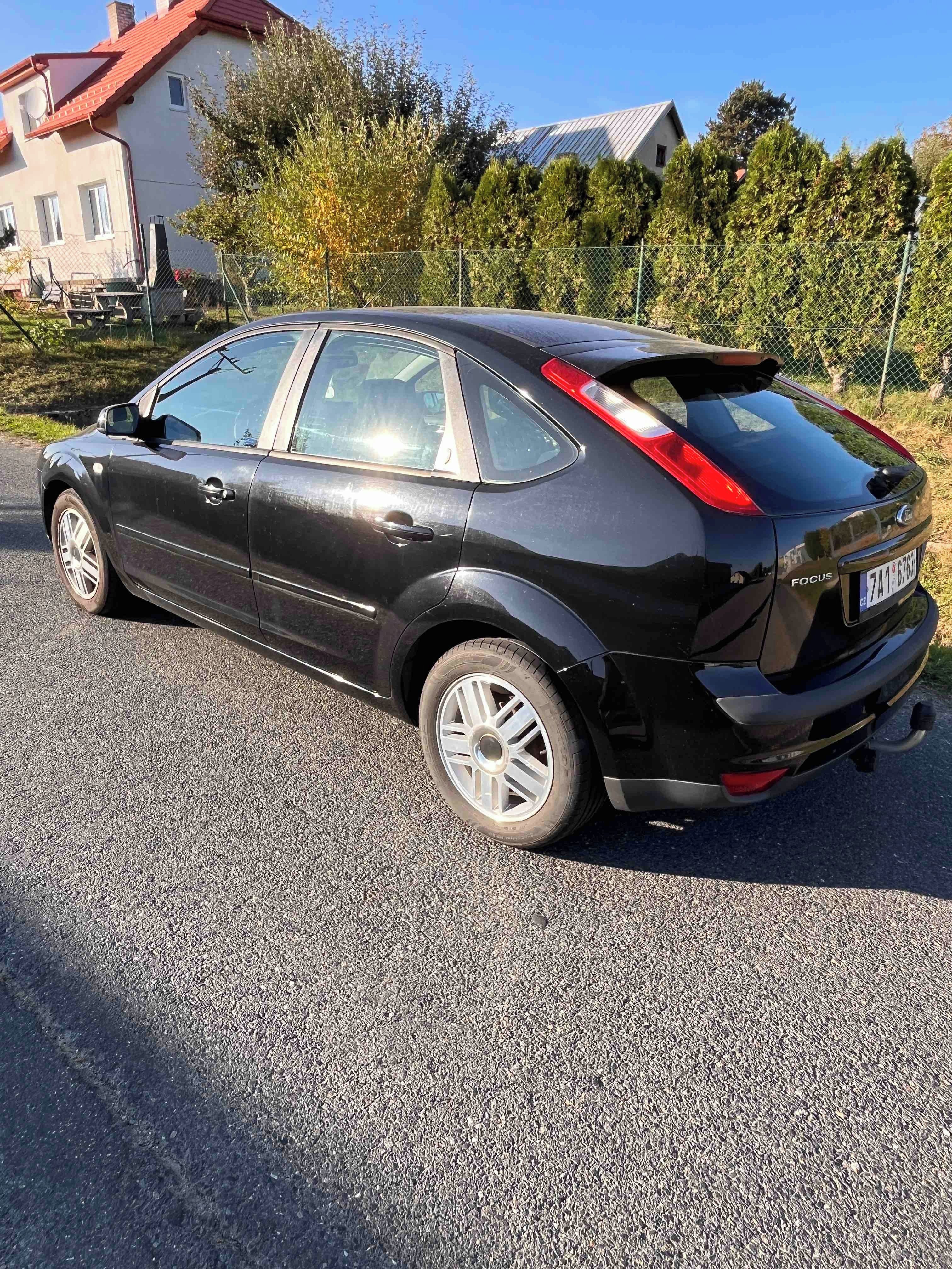 Ford Focus, Ford Focus 1,6i 85kw Ghia - fotka 3