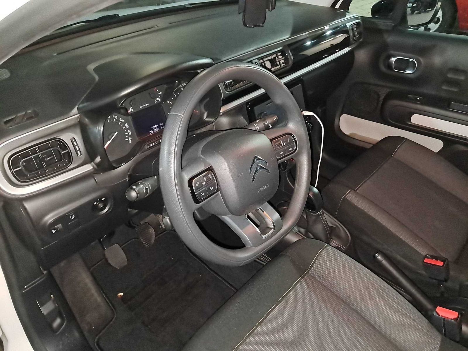 Citroën C3, 1.2 PureTech, Serv.kniha - fotka 3