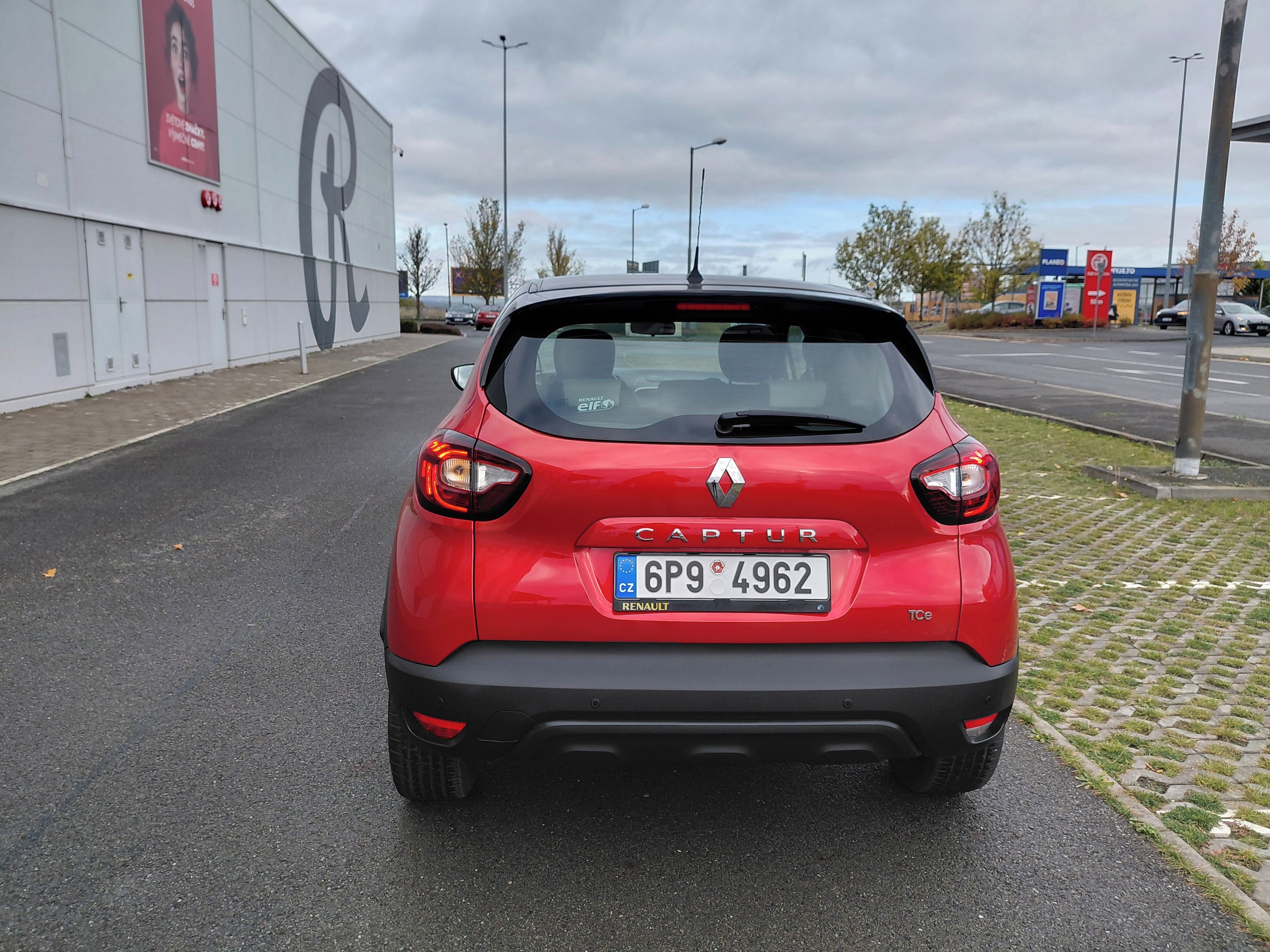 Renault Captur, 0.9TCE 66KW,POUZE 26 090KM,TOP - fotka 6