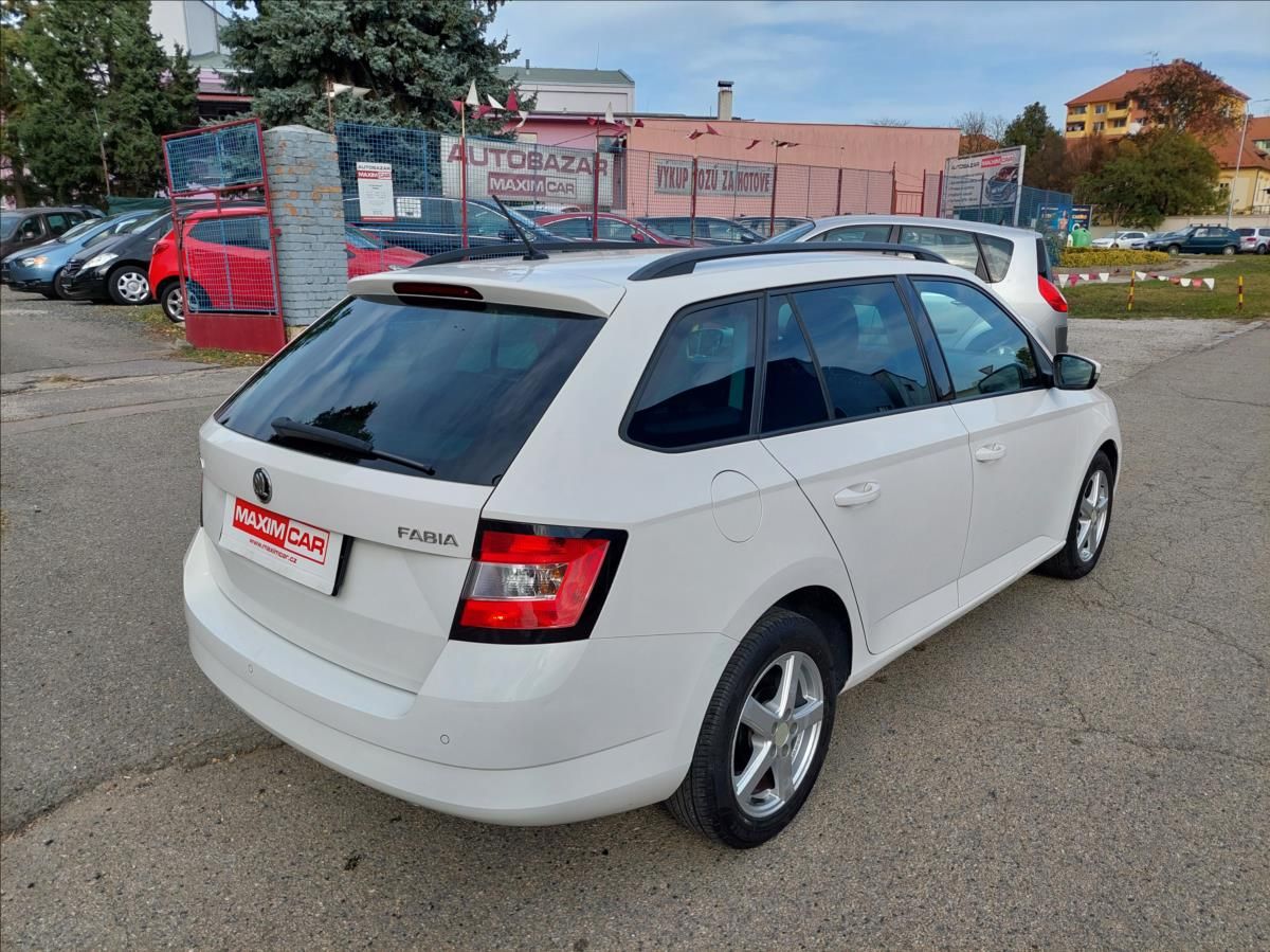 Škoda Fabia, 1,0 MPi - fotka 5