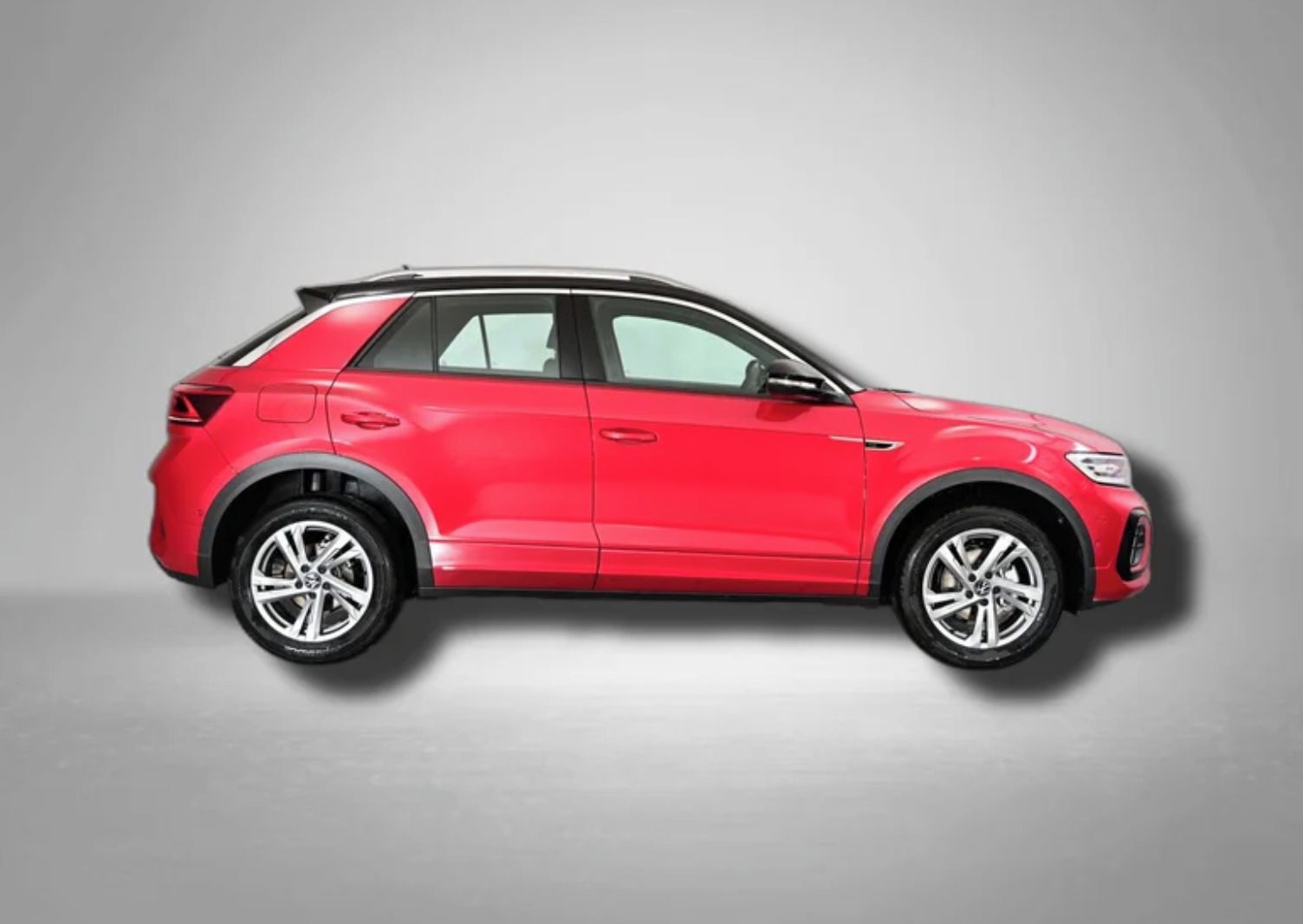 Volkswagen T-Roc, R-Line SUV 1.5 TSI 110 kw - fotka 6