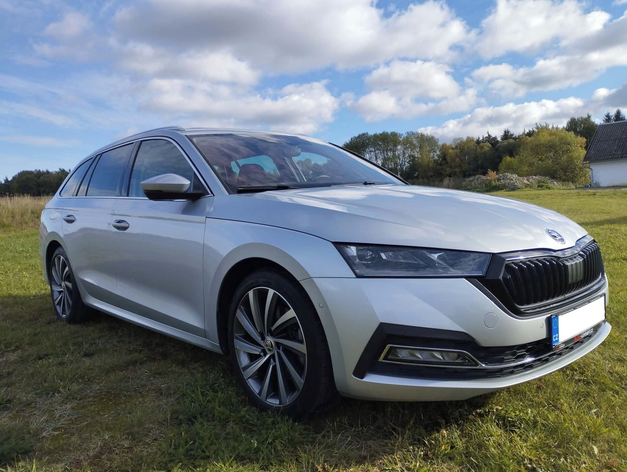 Škoda Octavia, 2,0 TDI Style TOP výbava DPH - fotka 3