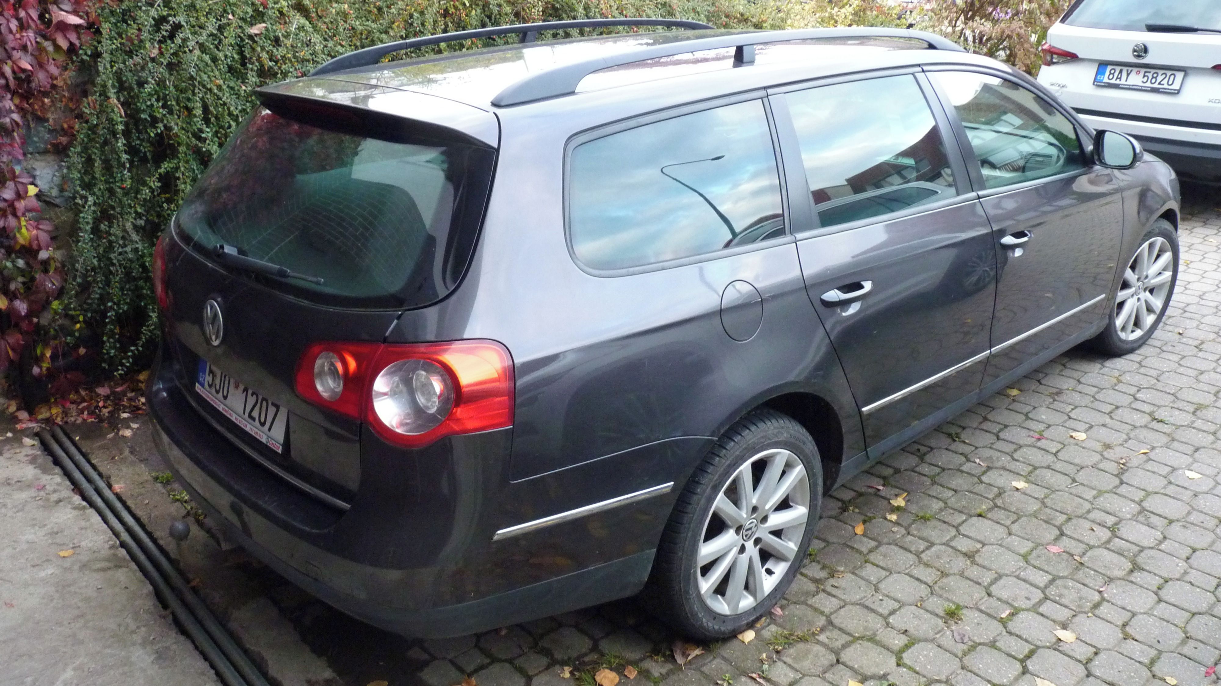 Volkswagen Passat Variant, tažné zařízení - fotka 5