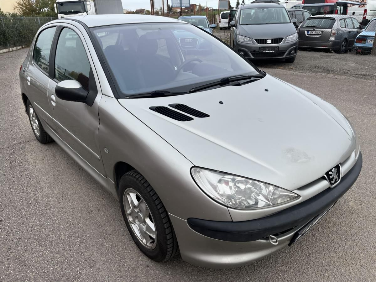 Peugeot 206, 1,4 i ROZVODY SPOJKA NOVÉ PNEU - fotka 3