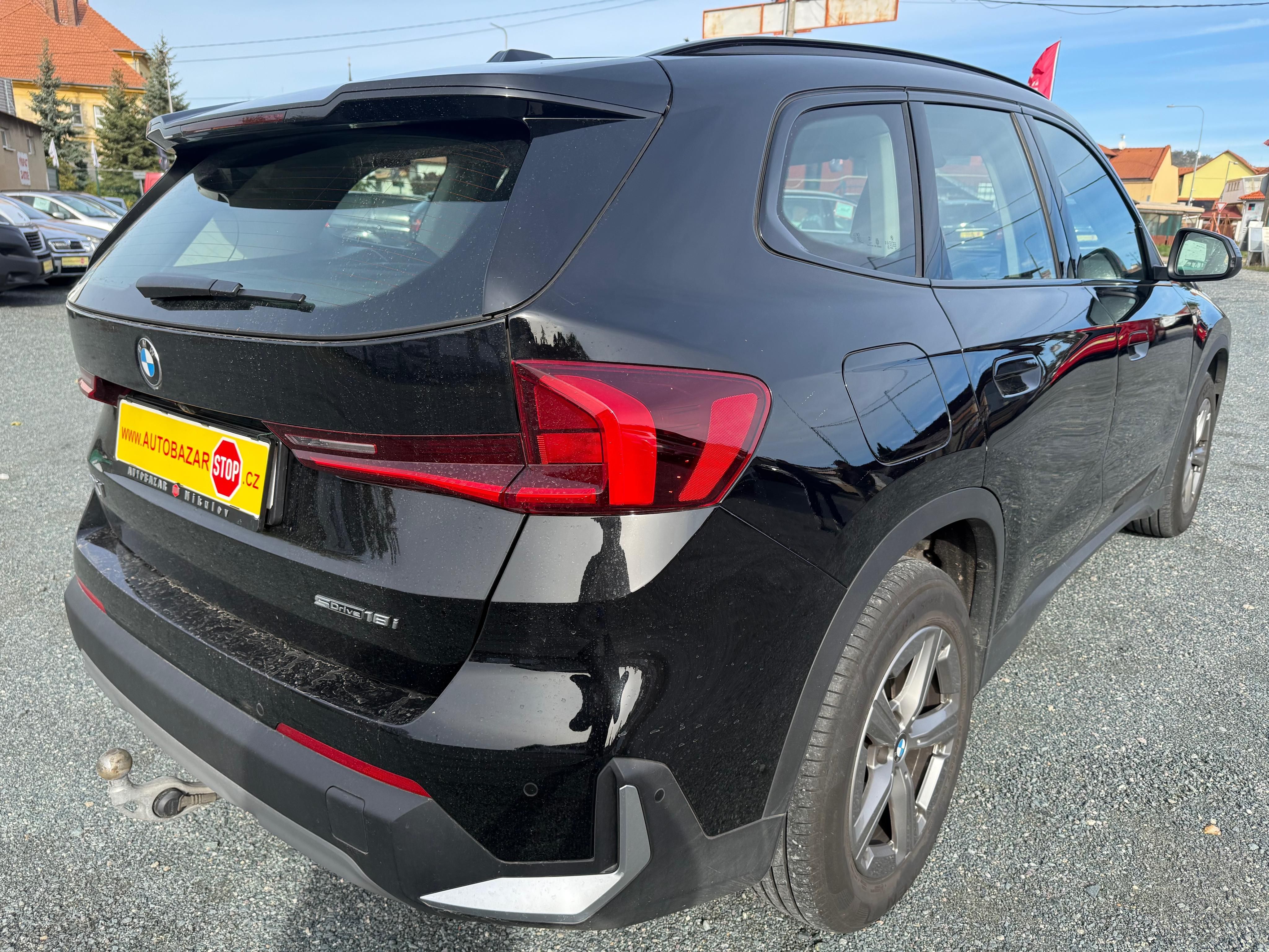 BMW X1, 1.8i SDRIVE PŘEDPLACENÝ SERVIS - fotka 4