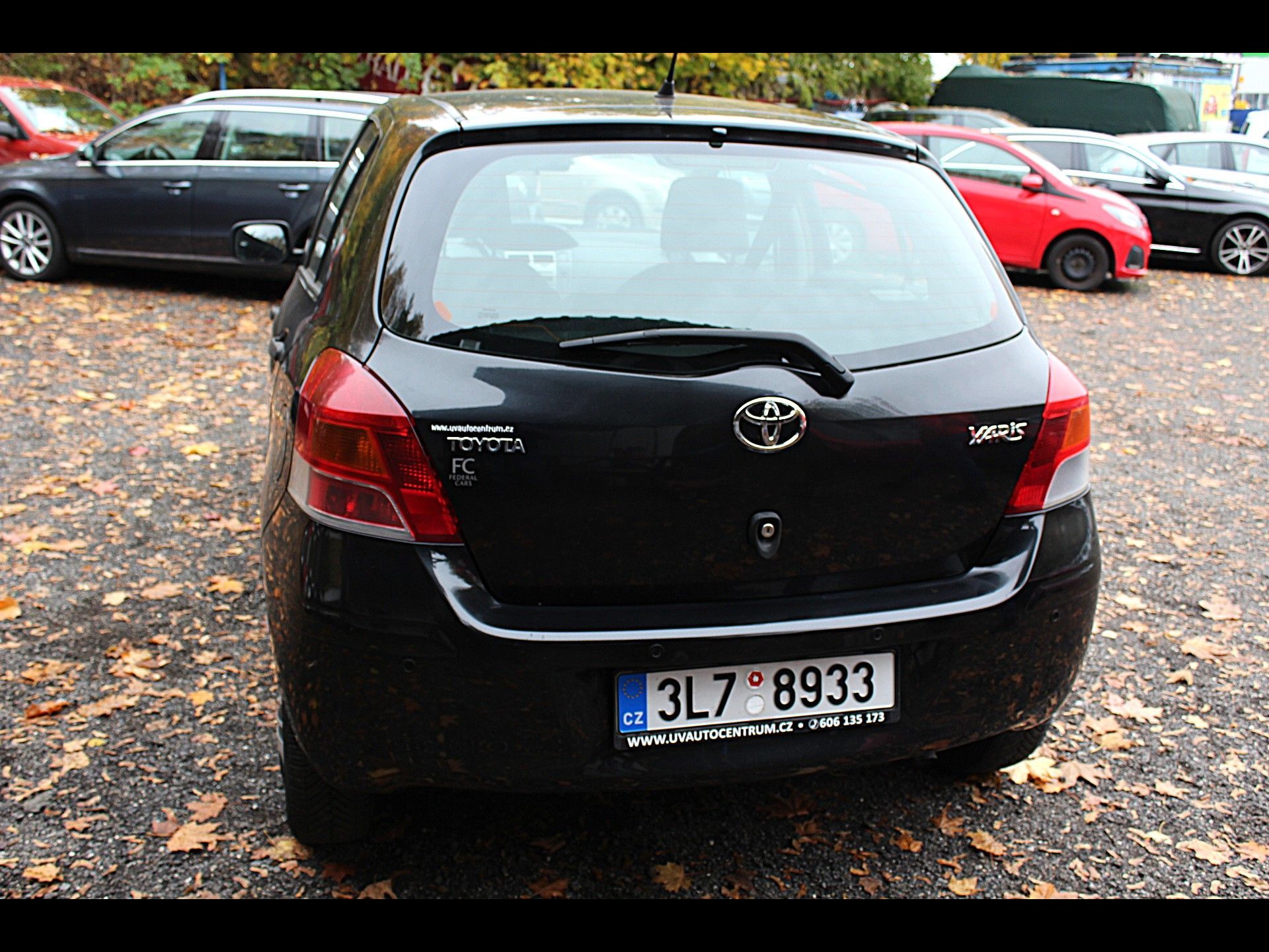 Toyota Yaris, 1.0i 51 kW 72190 KM - fotka 4