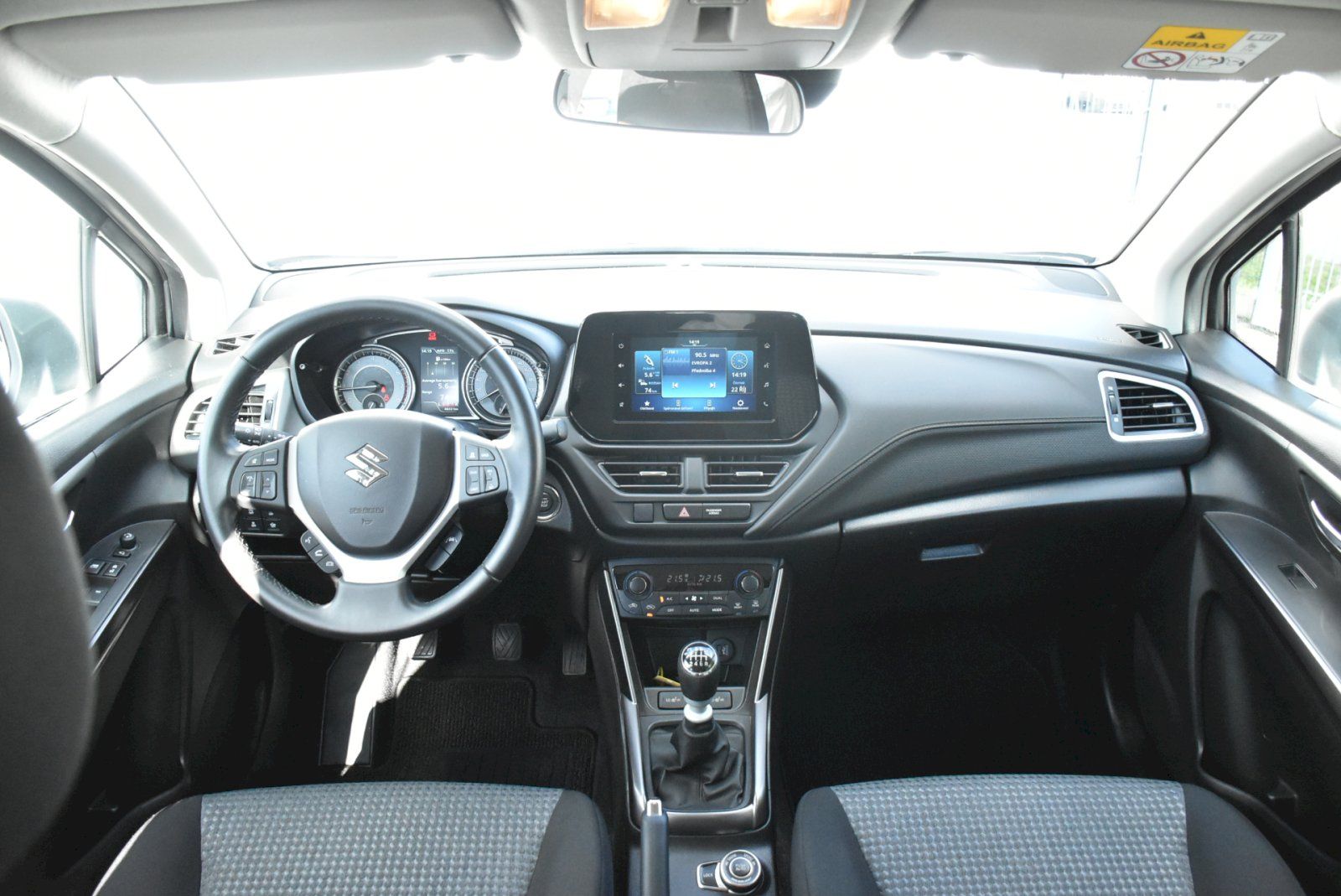 Suzuki SX4 S-Cross, 1.4 BoosterJet 95kW 4x4 - fotka 5